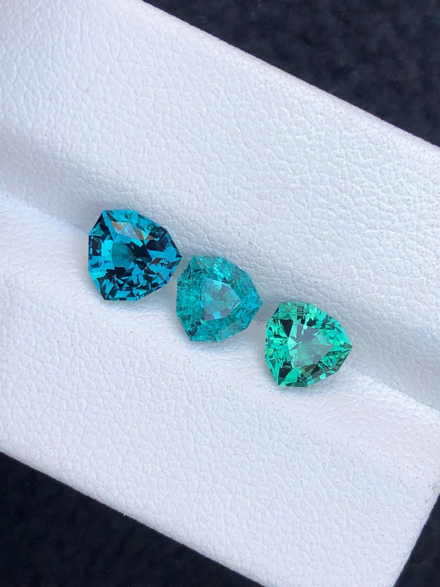 3.10 CTs neon blue & neon green tourmalines trillion shape natural