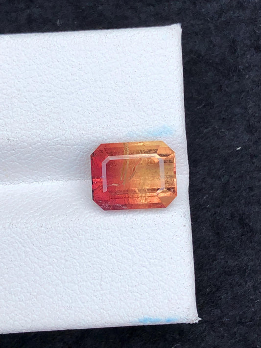 3.30 CTs unique bi colour tourmaline 9*7*5.5mm