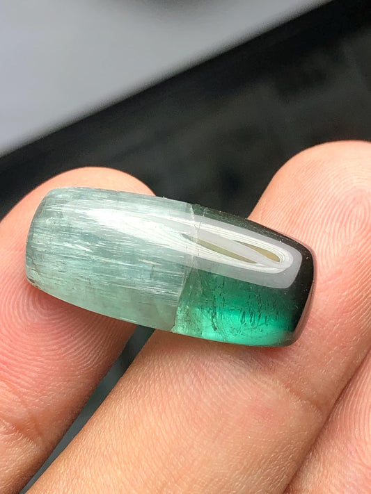 22 ct unique bi colour cat eye tourmaline cabochon origin Afghanistan