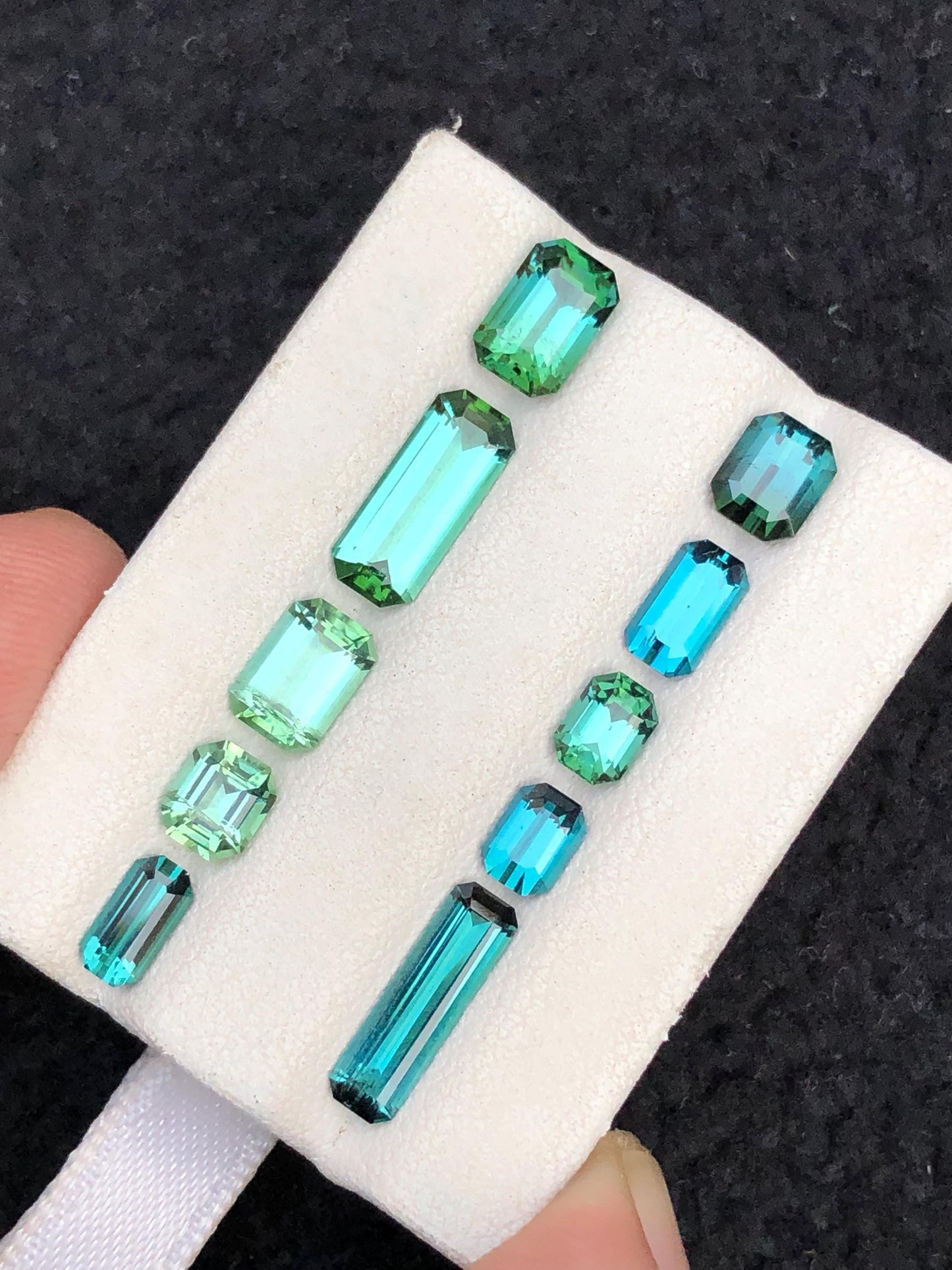 7.60 ct bright blue & mint green tourmaline lot 5mm to 11mm