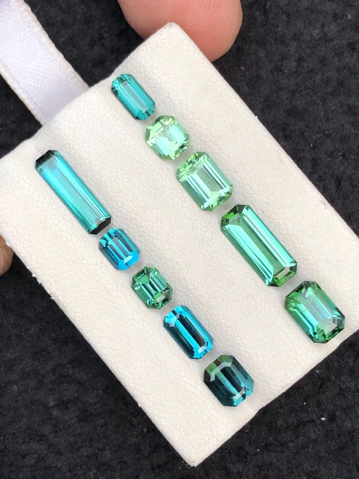 7.60 ct bright blue & mint green tourmaline lot 5mm to 11mm