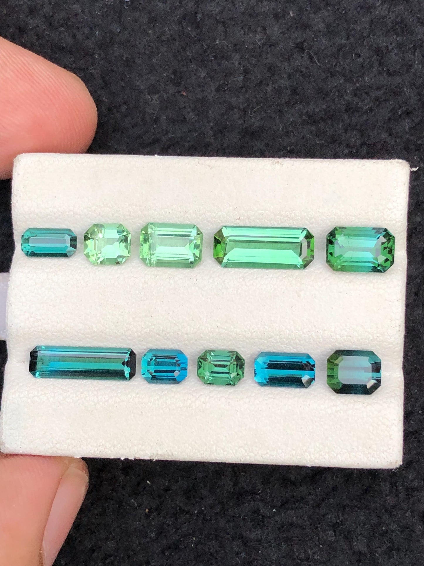 7.60 ct bright blue & mint green tourmaline lot 5mm to 11mm