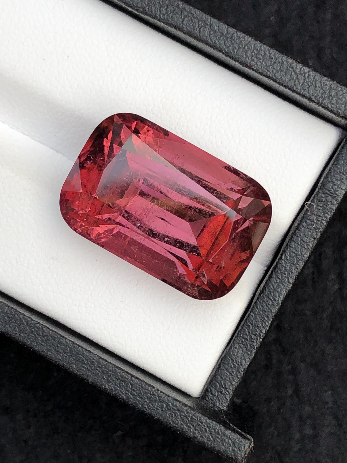 32.30 ct peachy pink tourmaline 21*16*13mm