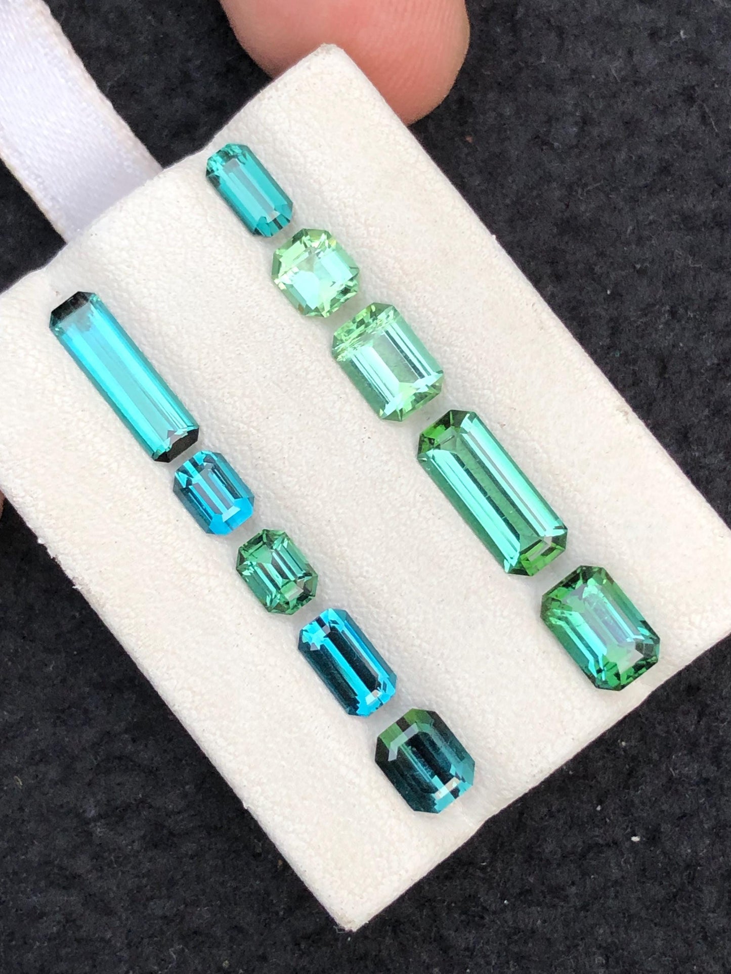 7.60 ct bright blue & mint green tourmaline lot 5mm to 11mm