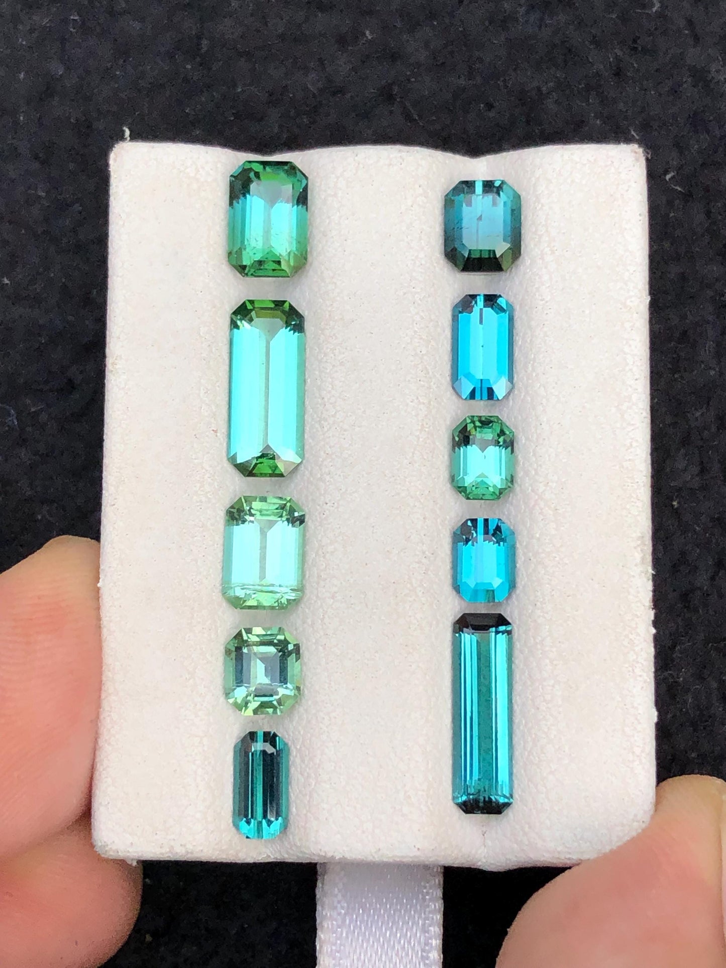 7.60 ct bright blue & mint green tourmaline lot 5mm to 11mm