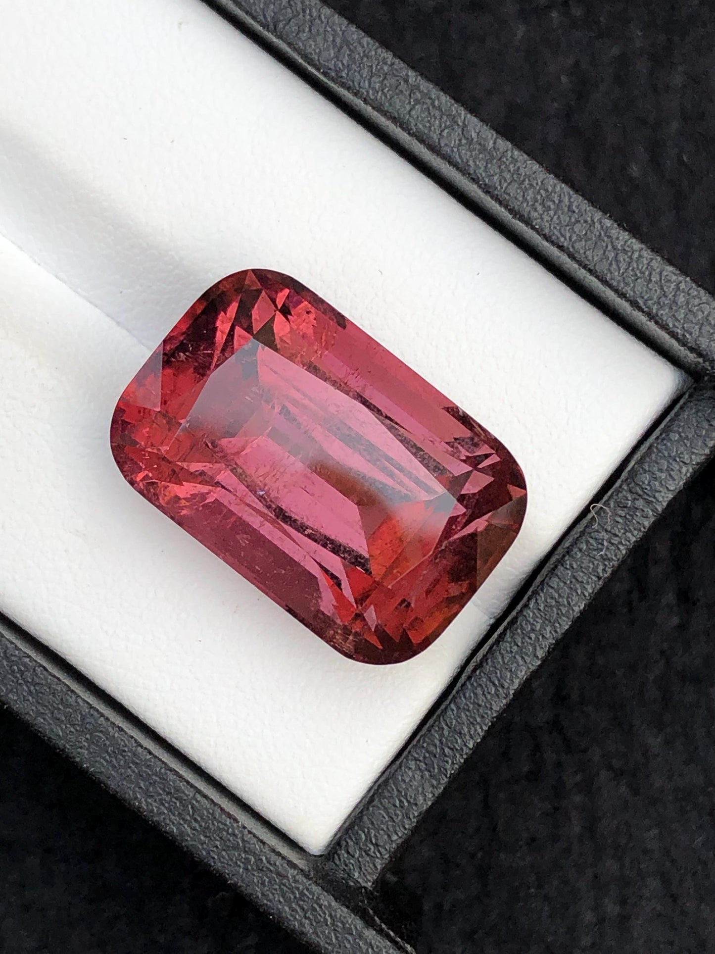 32.30 ct peachy pink tourmaline 21*16*13mm