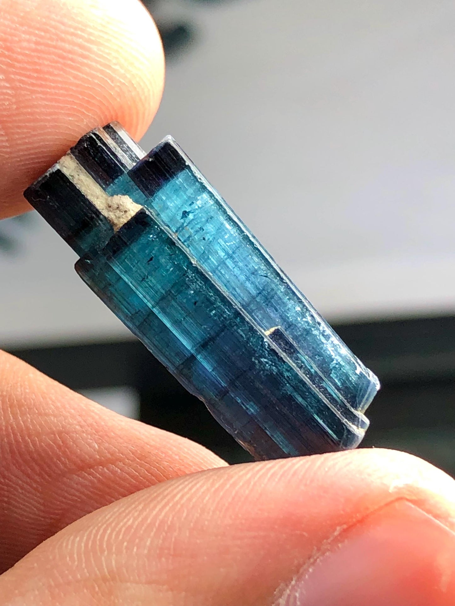 14.50 ct ink blue tourmaline crystal 25mm long