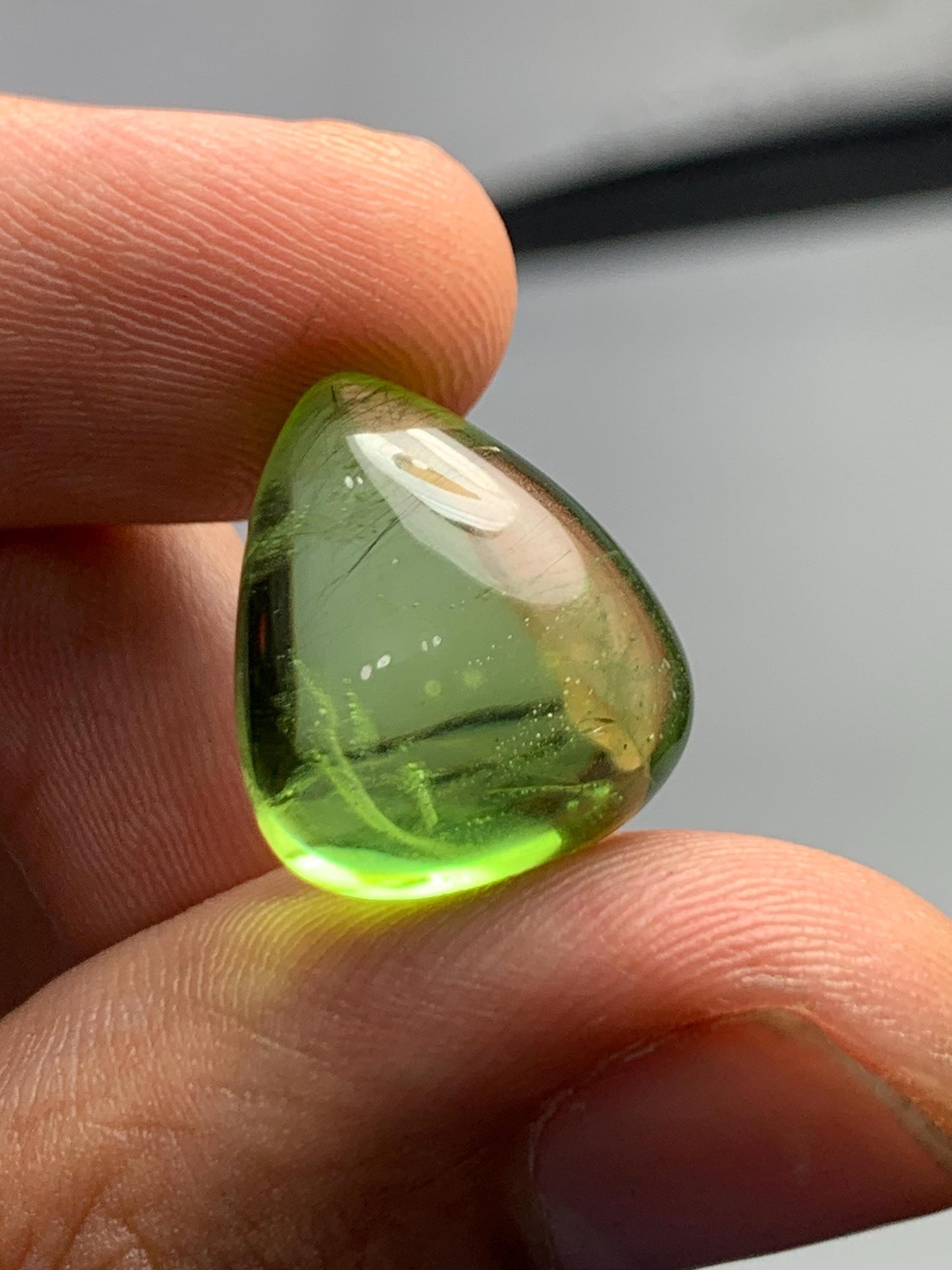 18 ct peridot cabochon 18*15*9mm