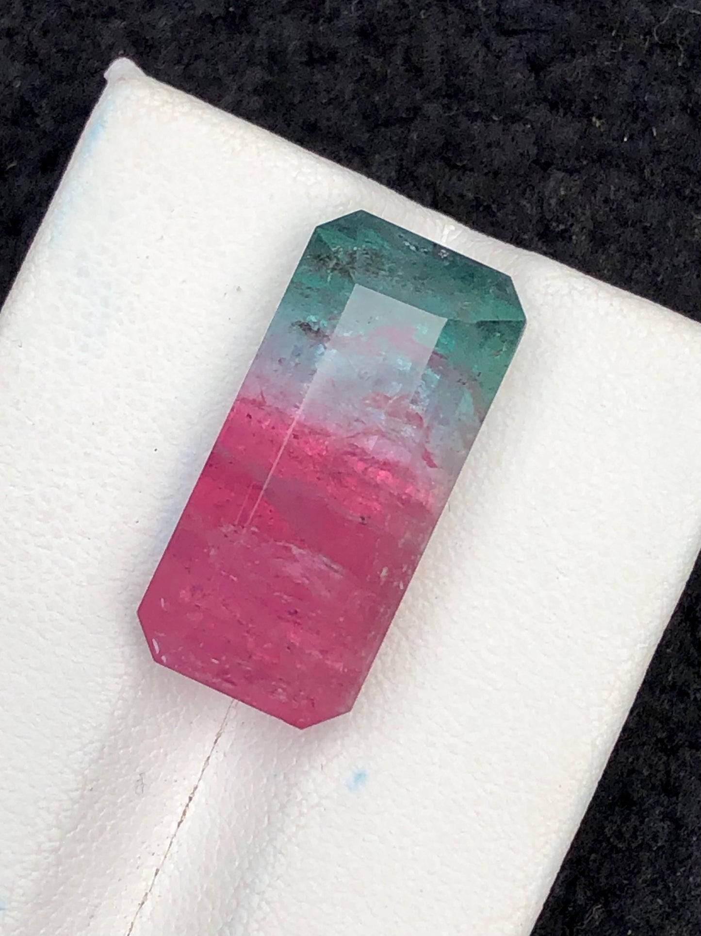 20 ct bi colour tourmaline 22*11*10mm