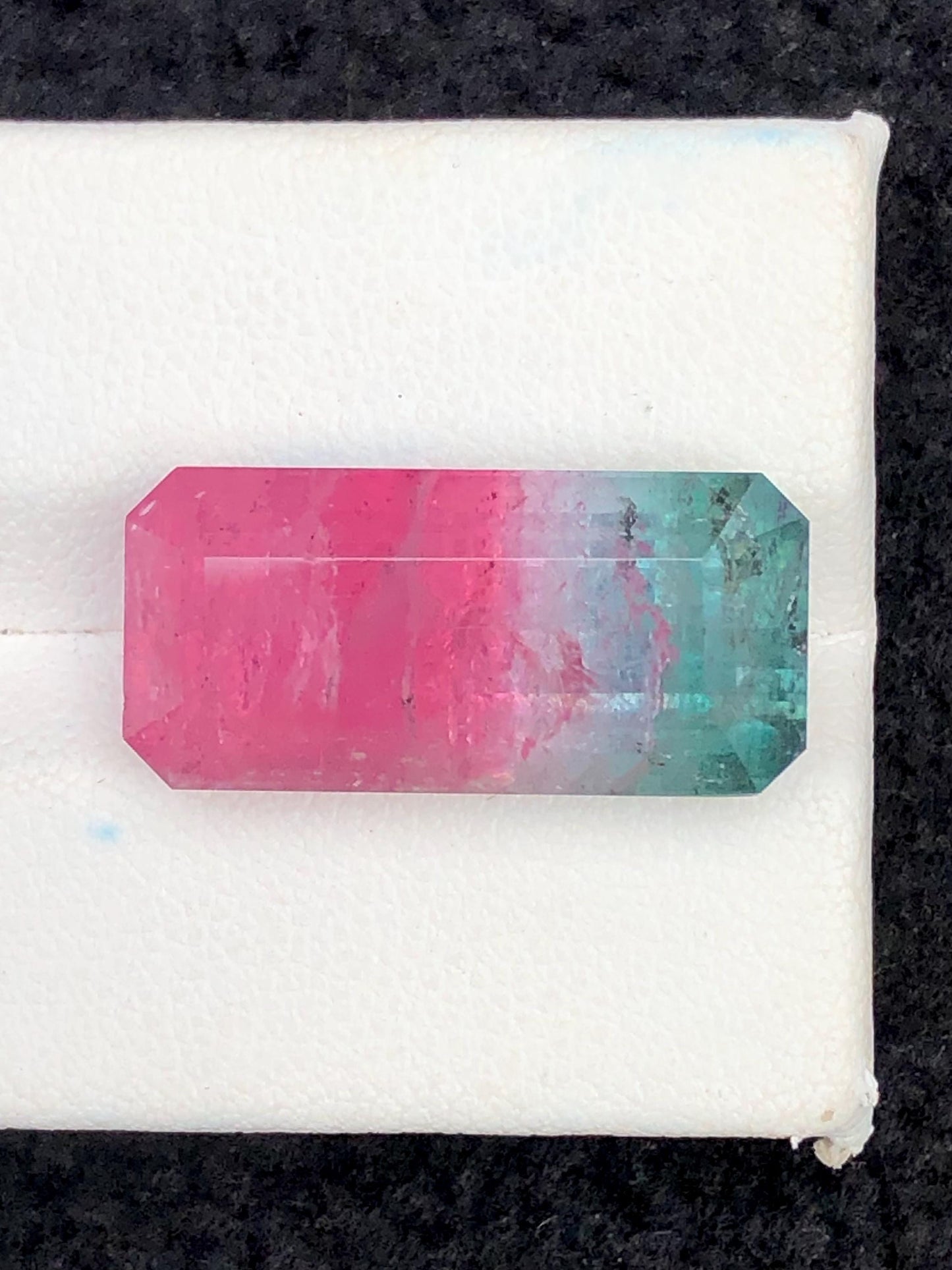 20 ct bi colour tourmaline 22*11*10mm