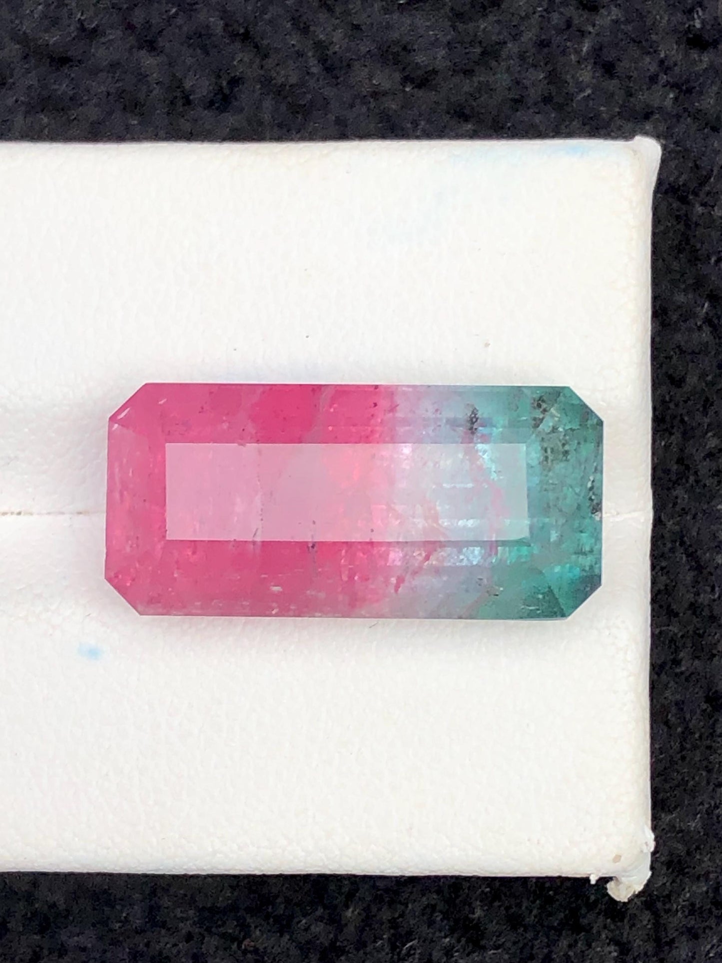 20 ct bi colour tourmaline 22*11*10mm