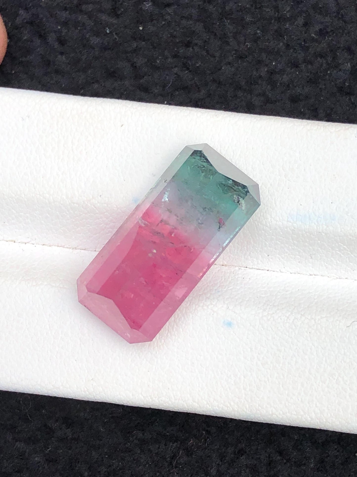 20 ct bi colour tourmaline 22*11*10mm