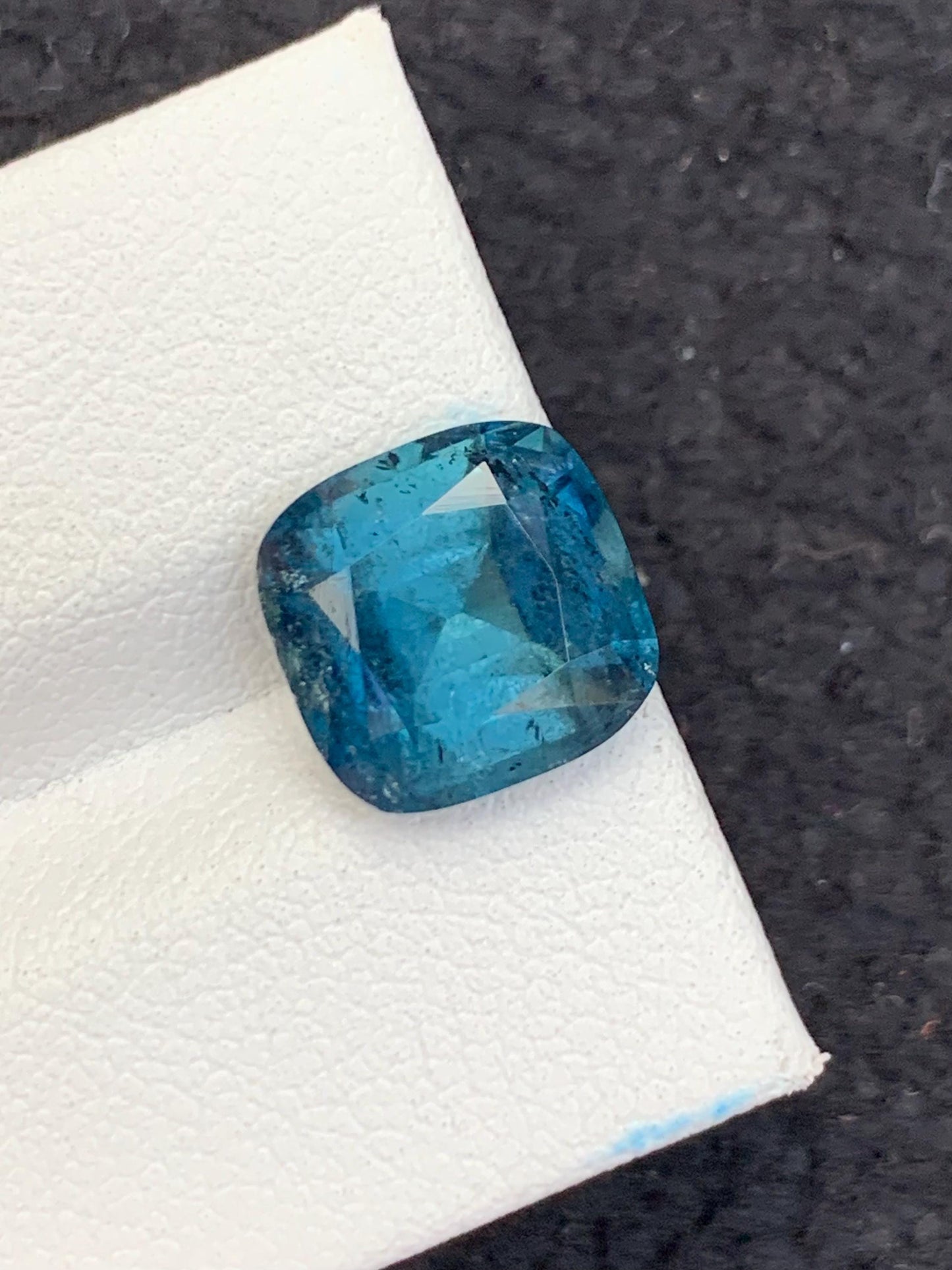 4.70 ct blue tourmaline 10*10*7mm