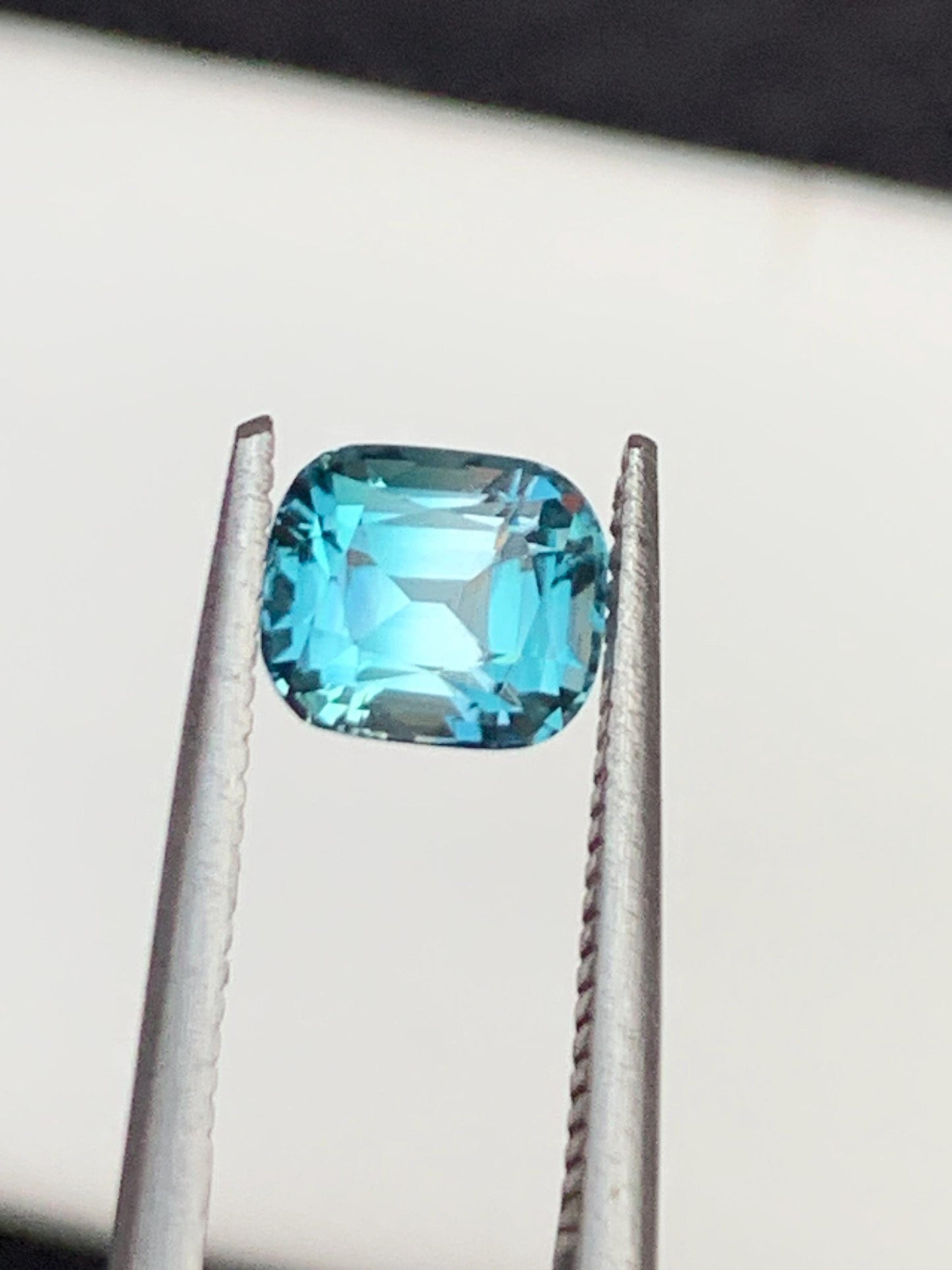 1.10 ct unique neon blue tourmaline 6*5*4.5mm