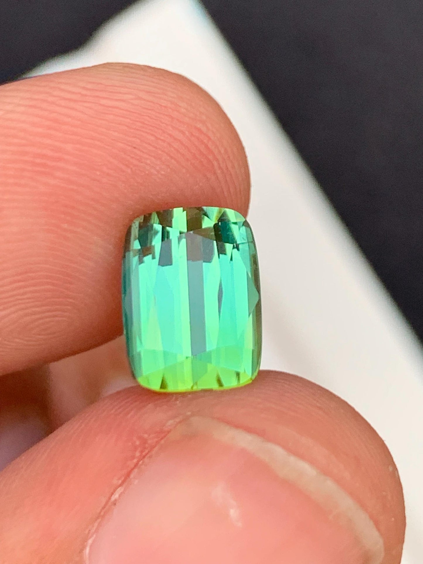 3.55 ct loop clean green tourmaline 9.5*7*6mm