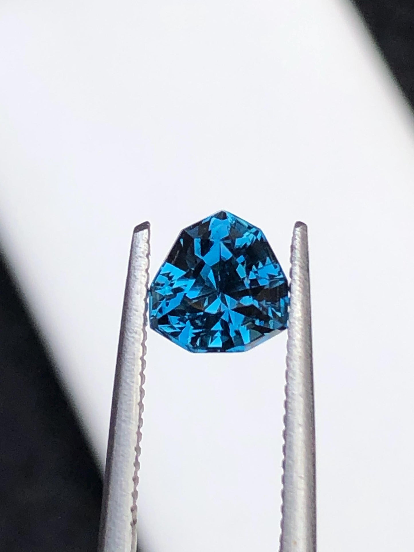 1 ct blue tourmaline trillion shape