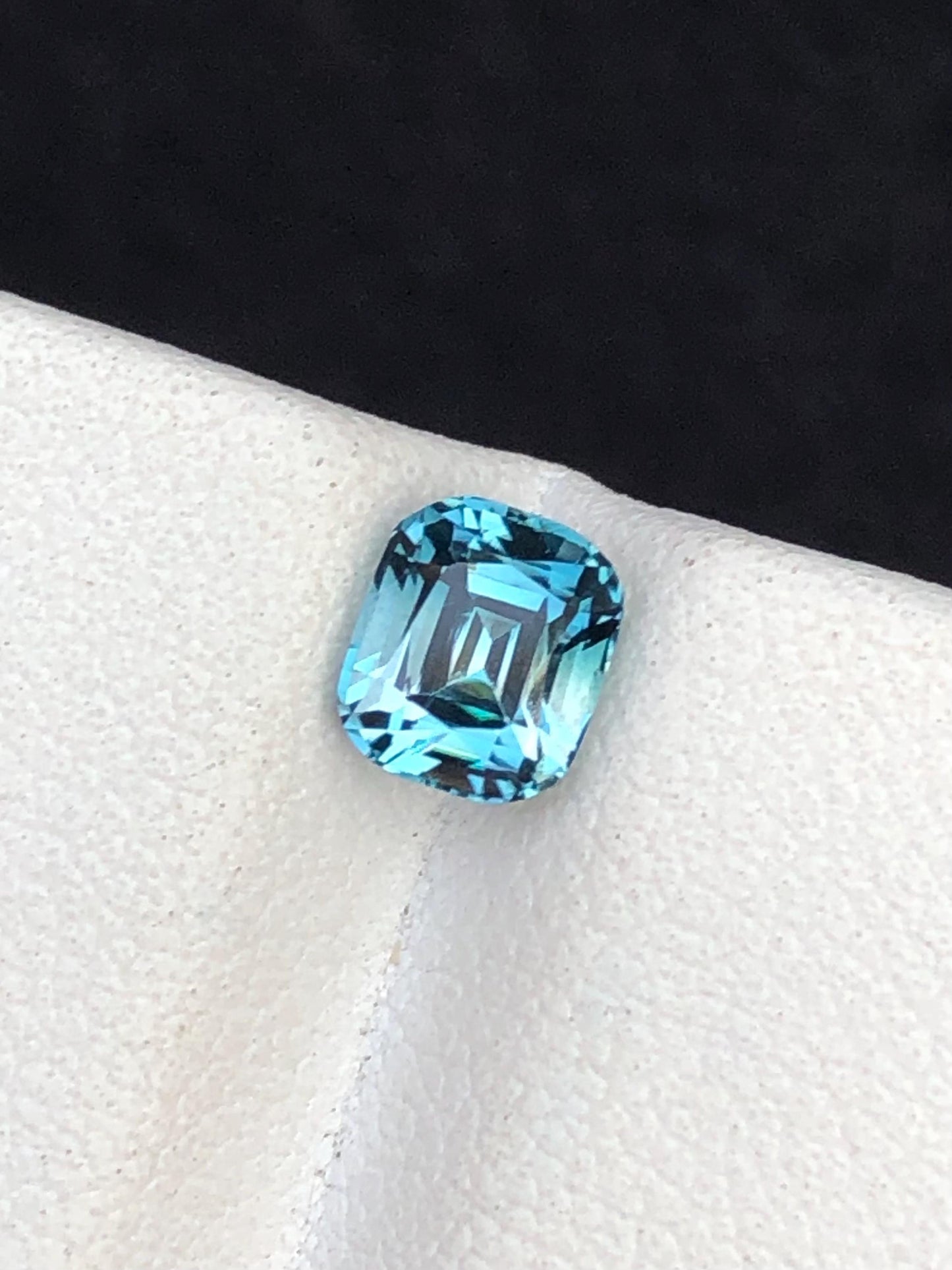 1.10 ct unique neon blue tourmaline 6*5*4.5mm