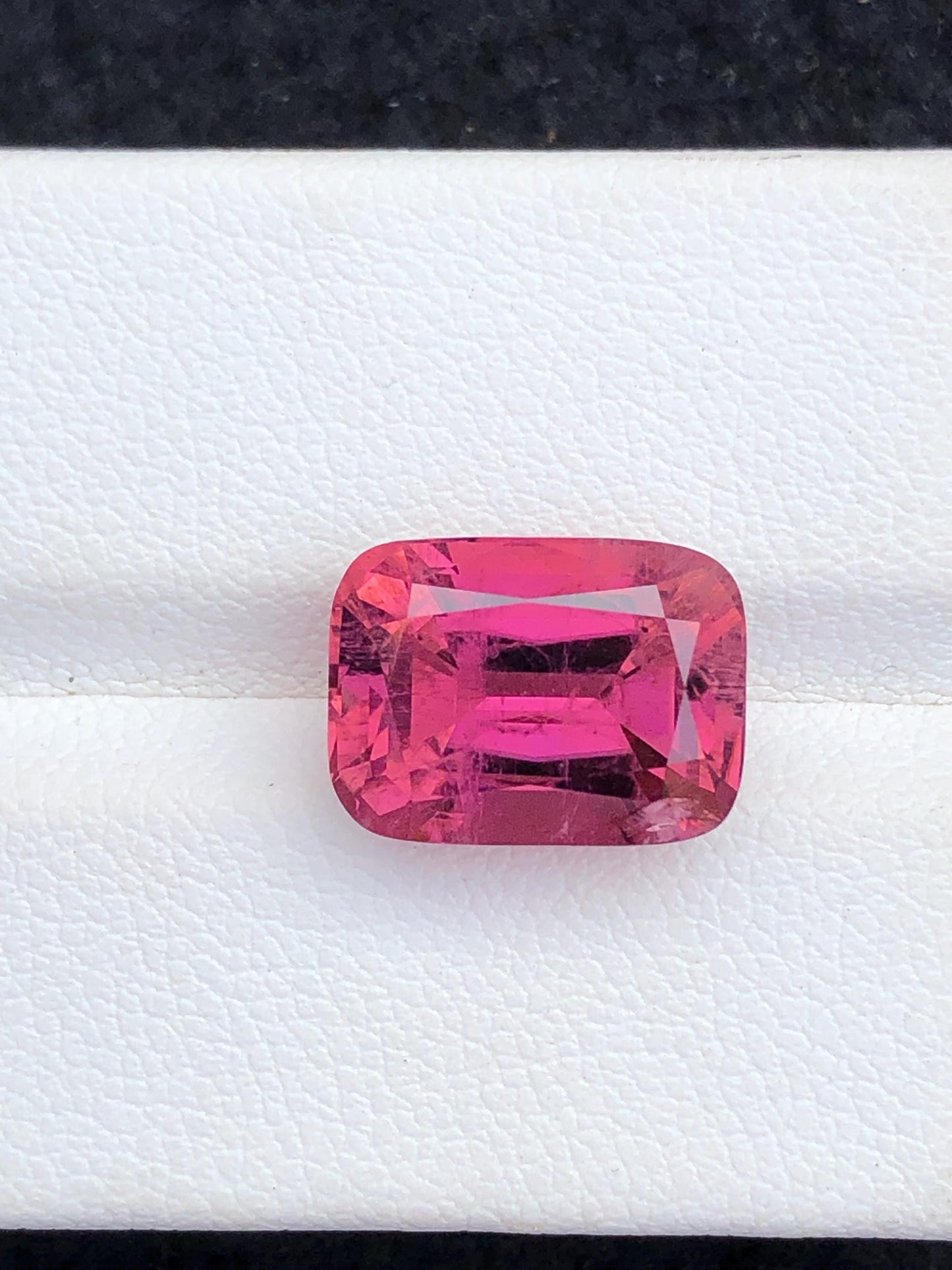 7.20 ct hot pink tourmaline faceted 13*9*8mm