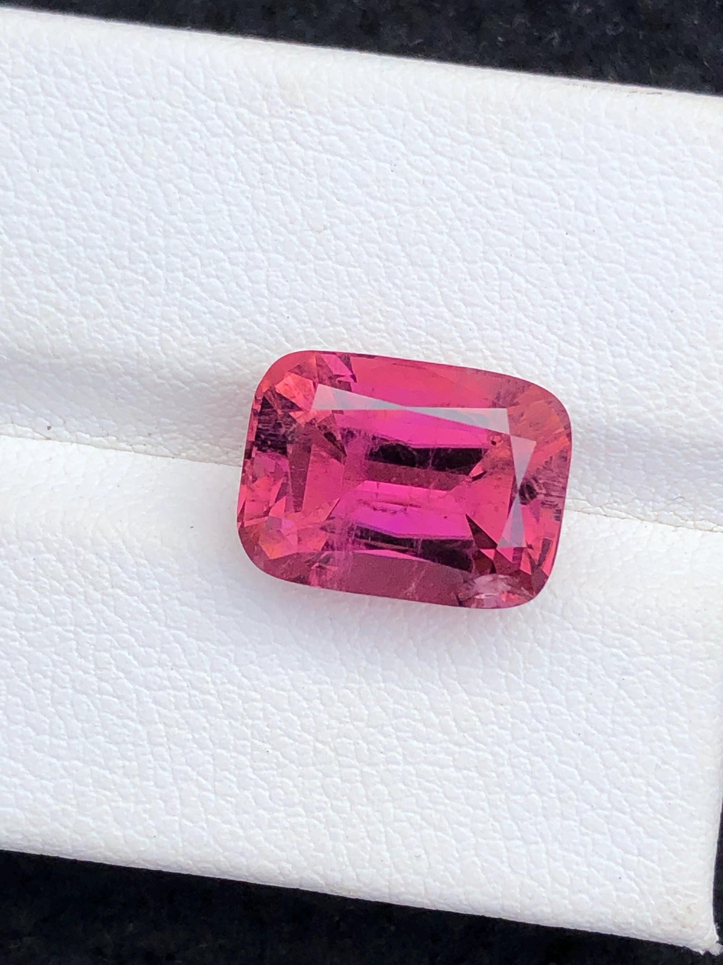 7.20 ct hot pink tourmaline faceted 13*9*8mm