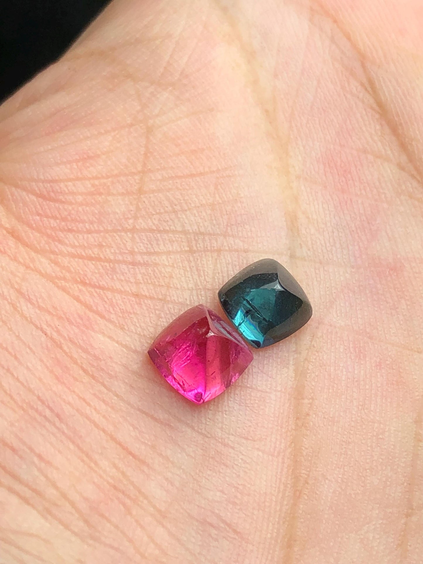 2.50 ct blue and pink tourmaline cabochon