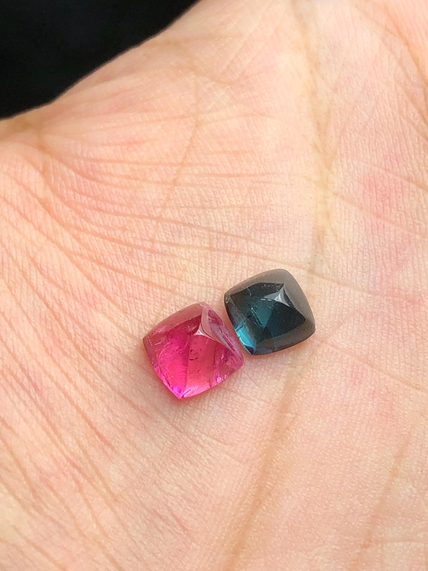 2.50 ct blue and pink tourmaline cabochon