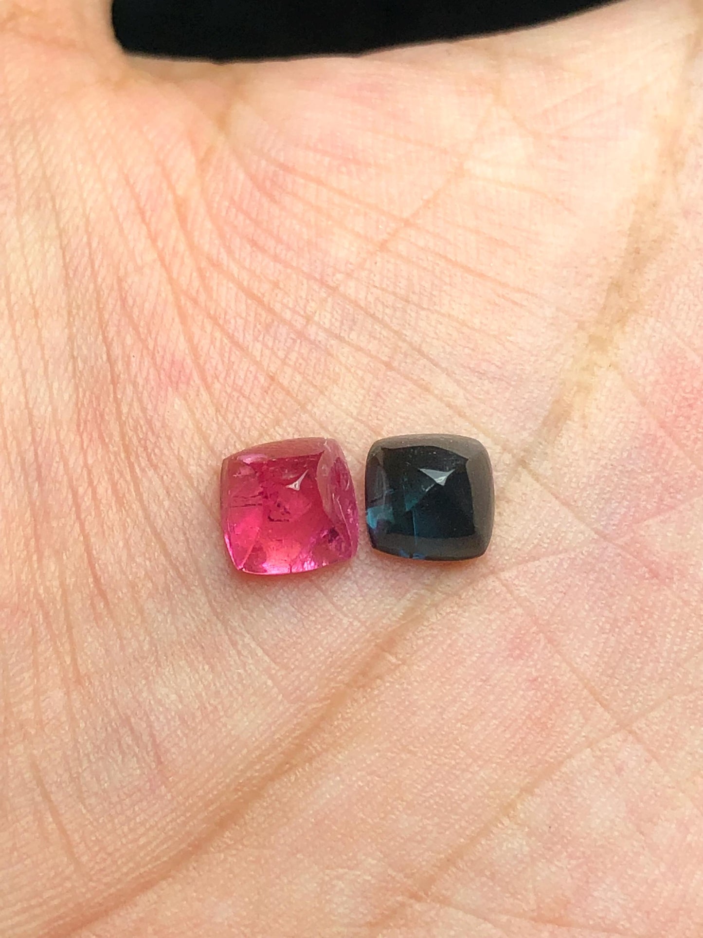 2.50 ct blue and pink tourmaline cabochon