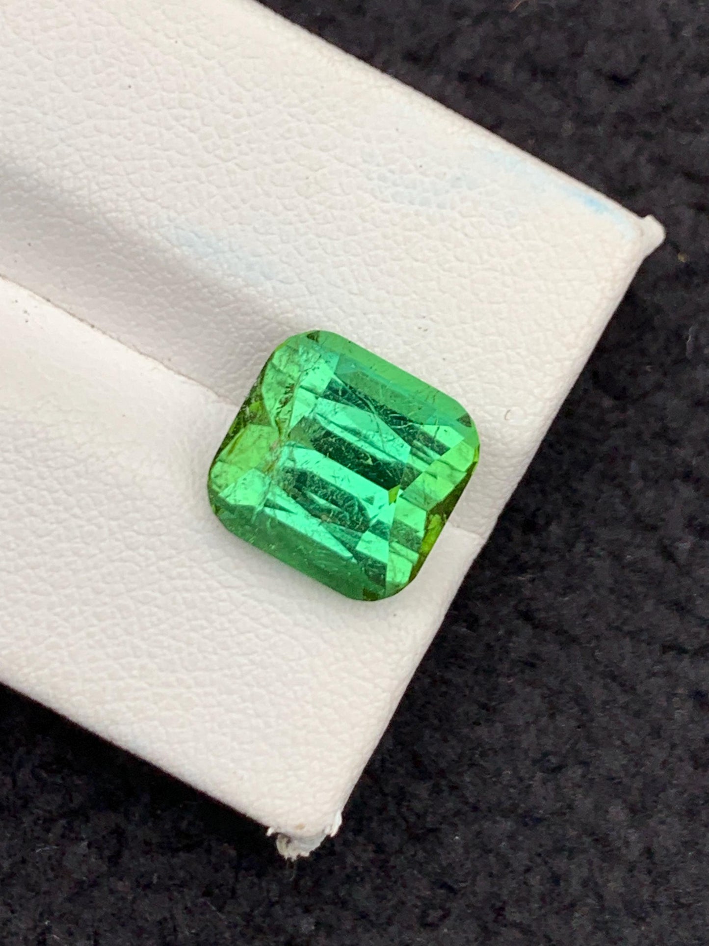 7.20 ct mint green tourmaline faceted 11*10*8mm