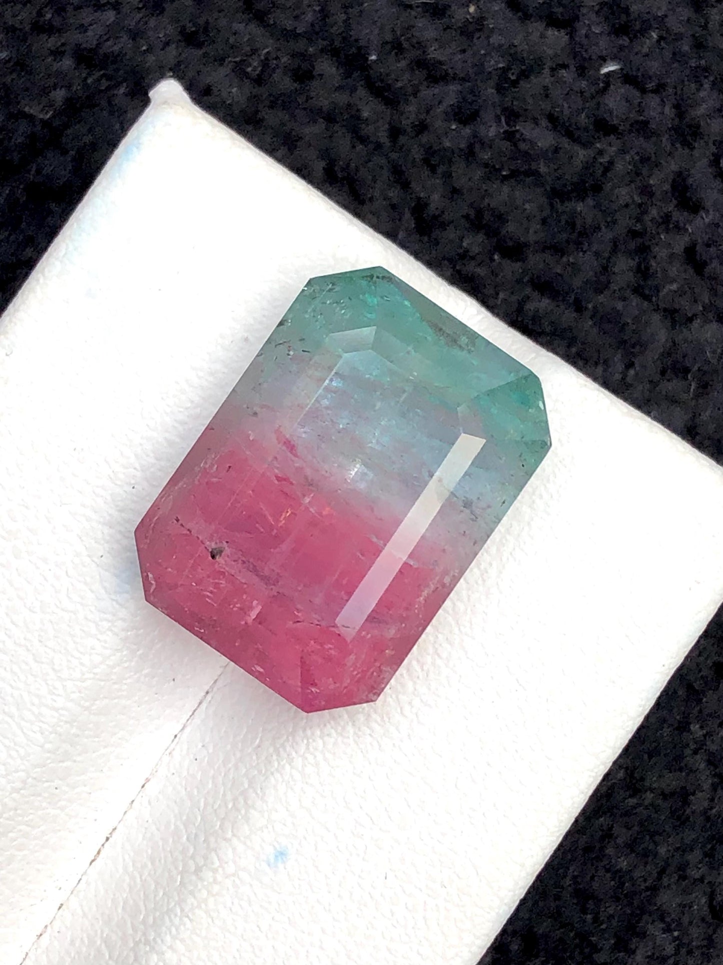 17.50 ct bi colour tourmaline 17*13*10mm