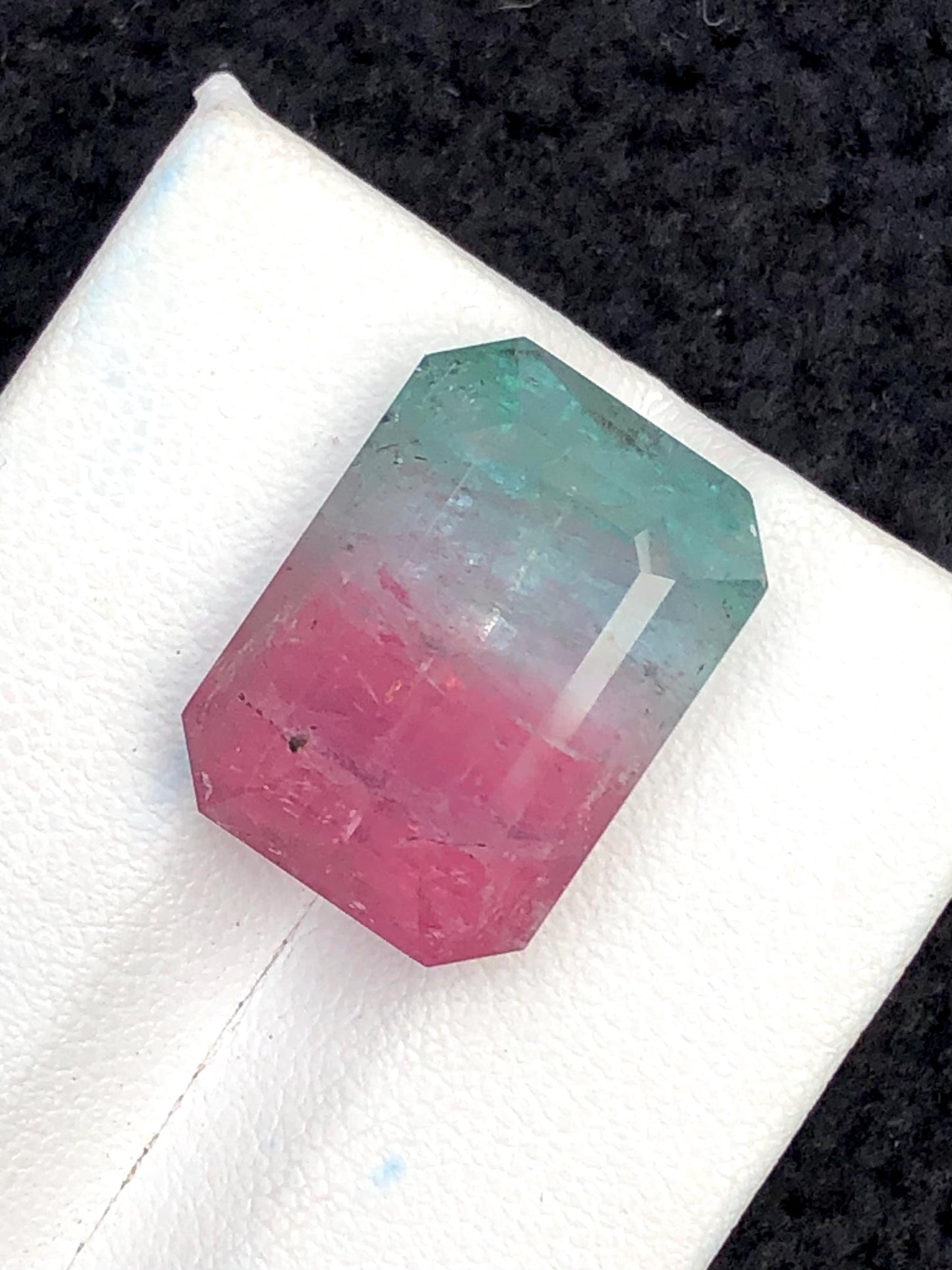 17.50 ct bi colour tourmaline 17*13*10mm