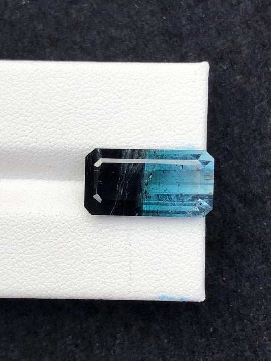 10.20 ct bi colour tourmaline faceted 17*9*7mm