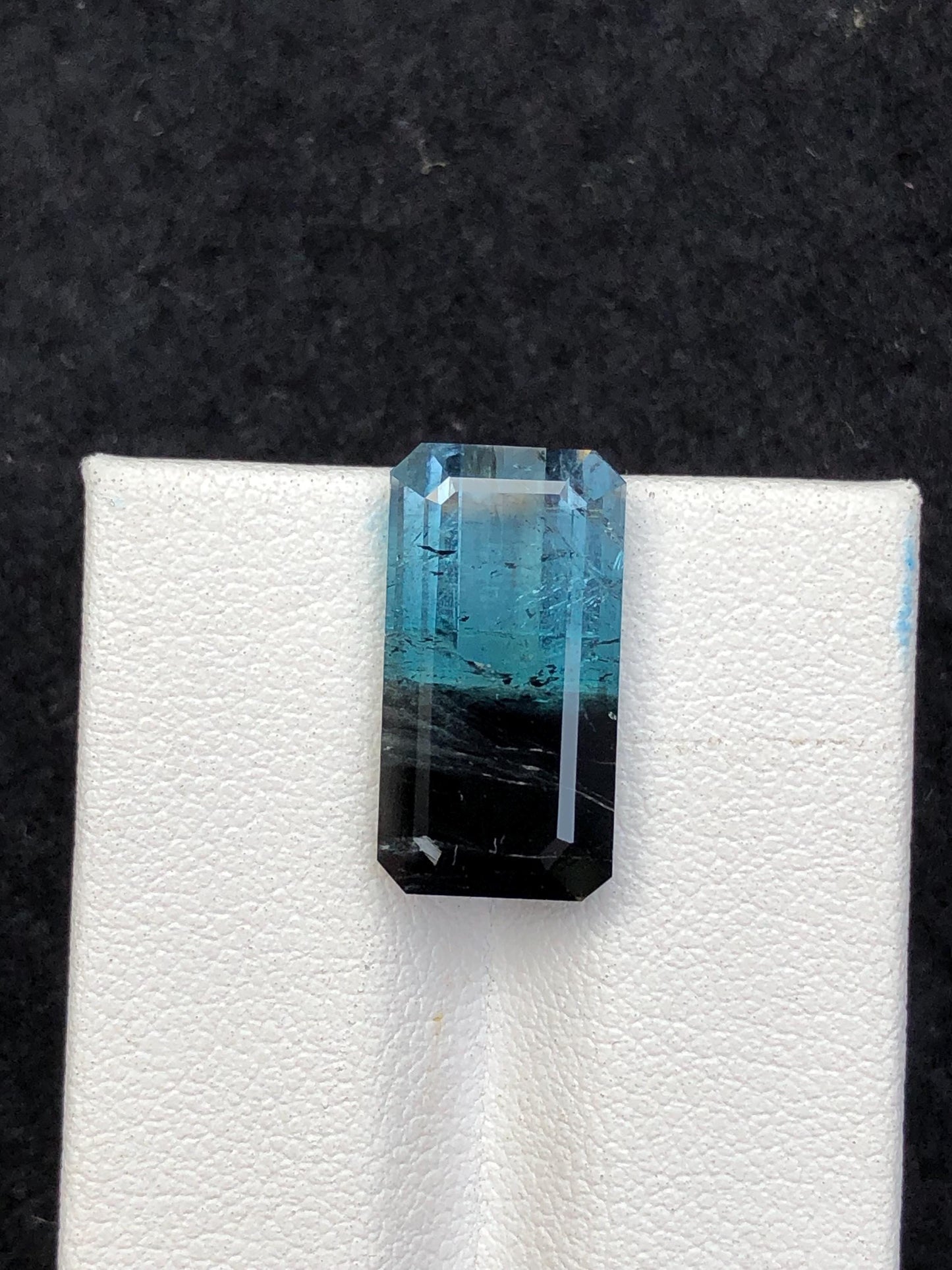 10.20 ct bi colour tourmaline faceted 17*9*7mm