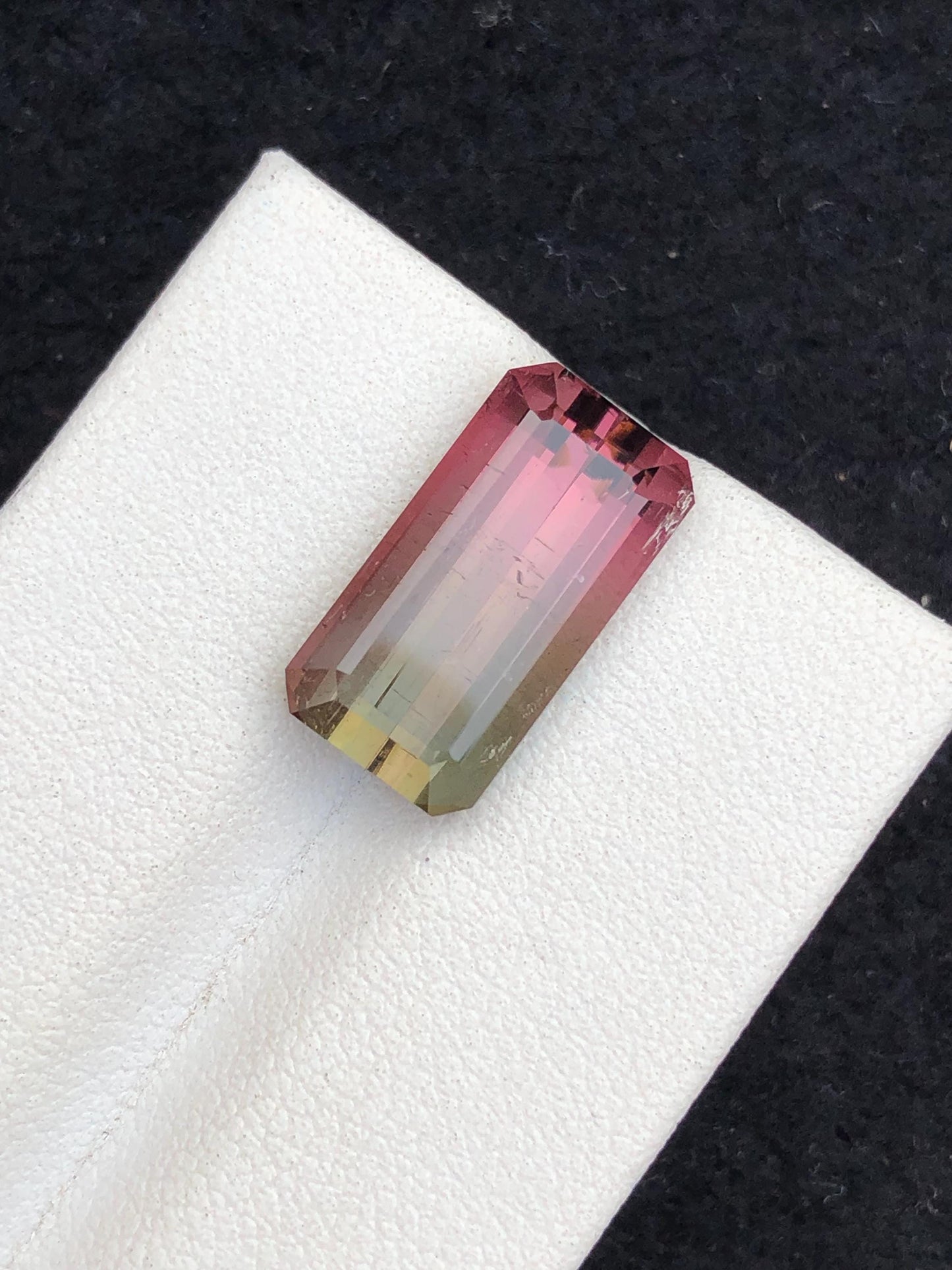 8 ct bi colour tourmaline 16*8*7mm