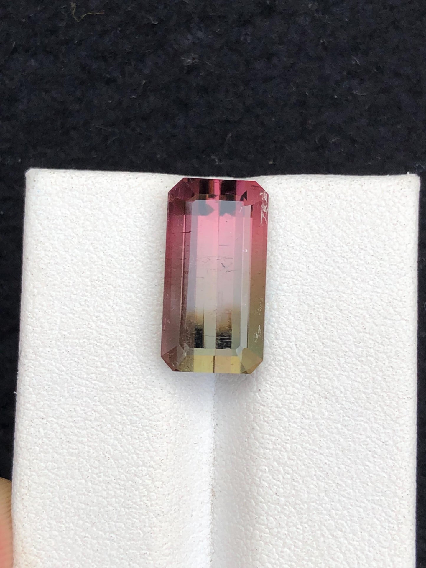 8 ct bi colour tourmaline 16*8*7mm