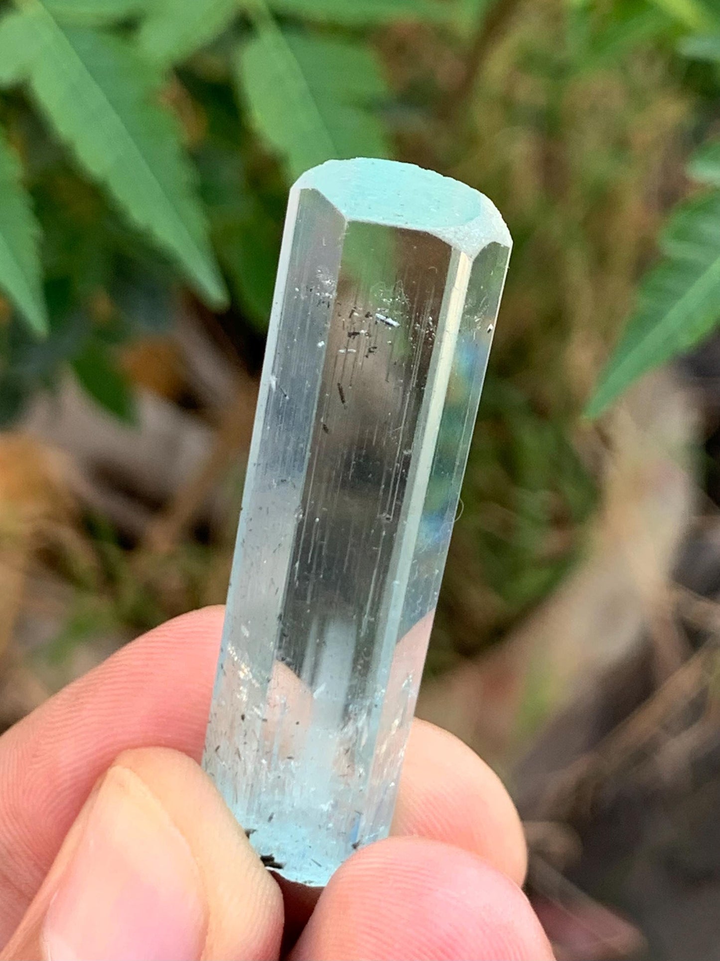 Aquamarine crystal 13 gram natural