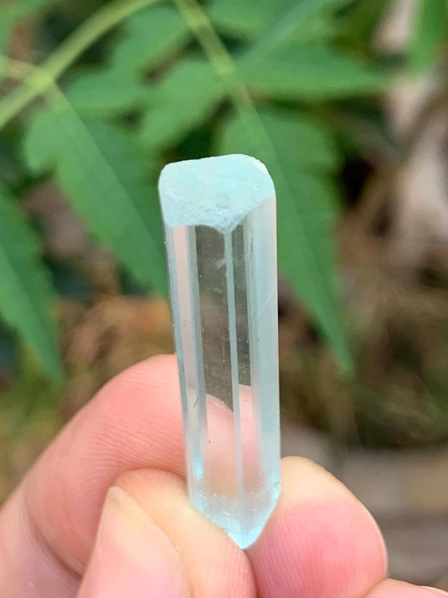 21.50 ct aquamarine crystal 39*7*7mm