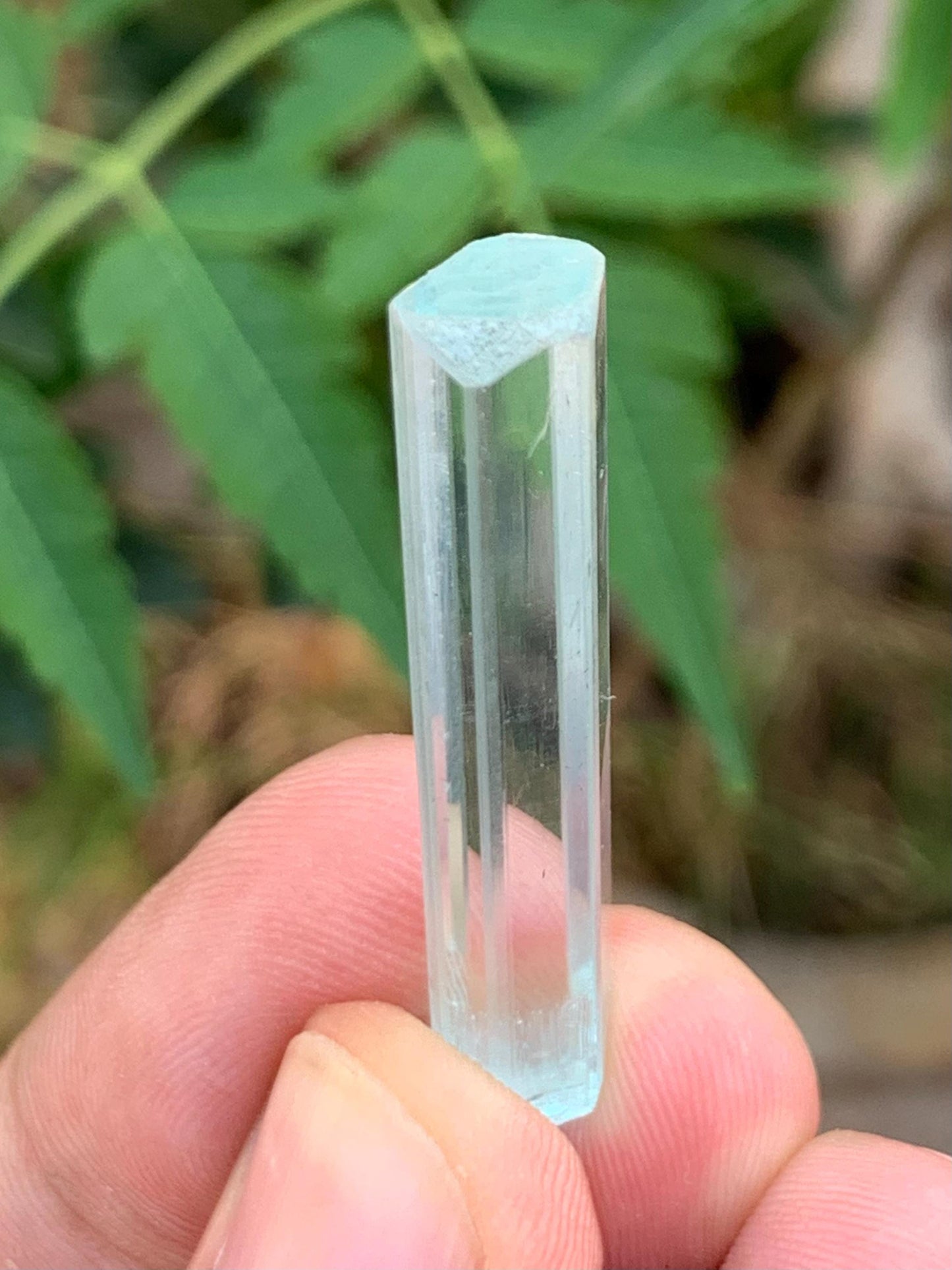 21.50 ct aquamarine crystal 39*7*7mm