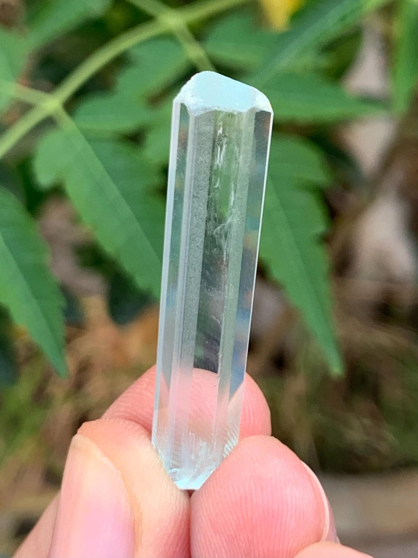 21.50 ct aquamarine crystal 39*7*7mm