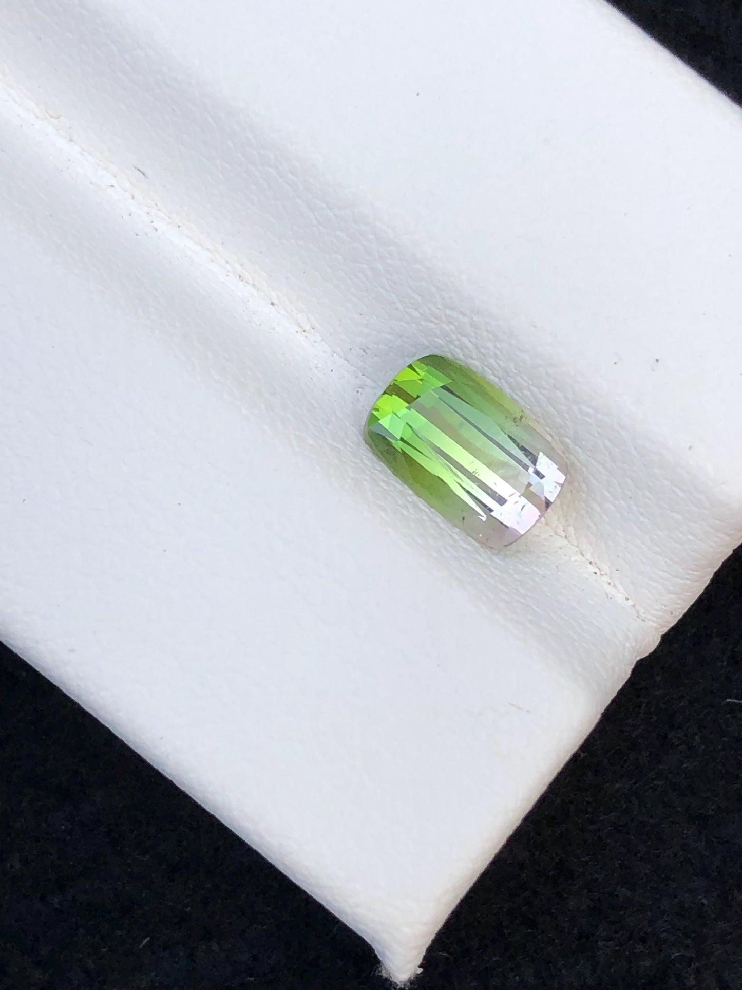 1.40 ct bi colour tourmaline faceted 8*5*4mm