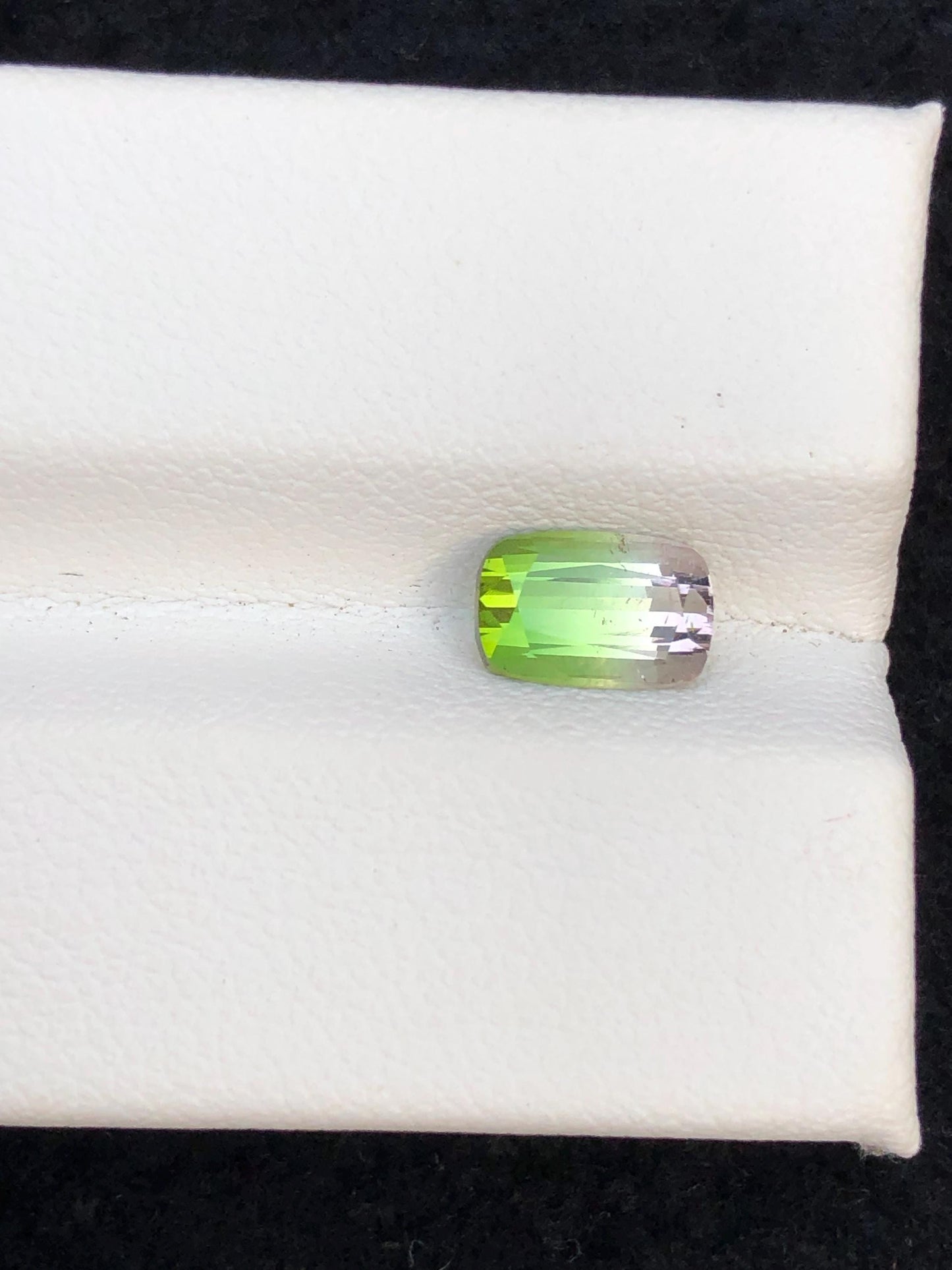 1.40 ct bi colour tourmaline faceted 8*5*4mm