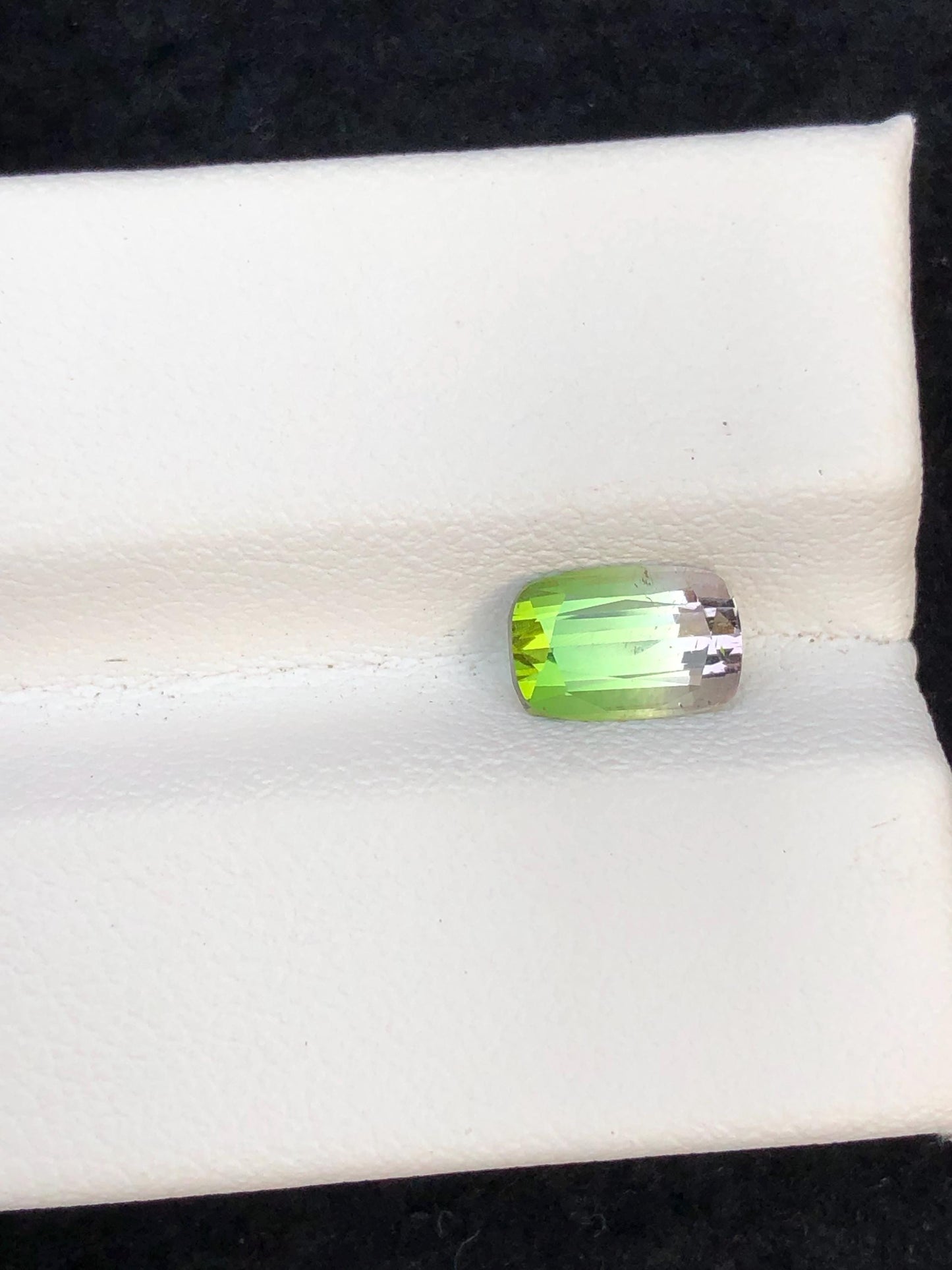 1.40 ct bi colour tourmaline faceted 8*5*4mm