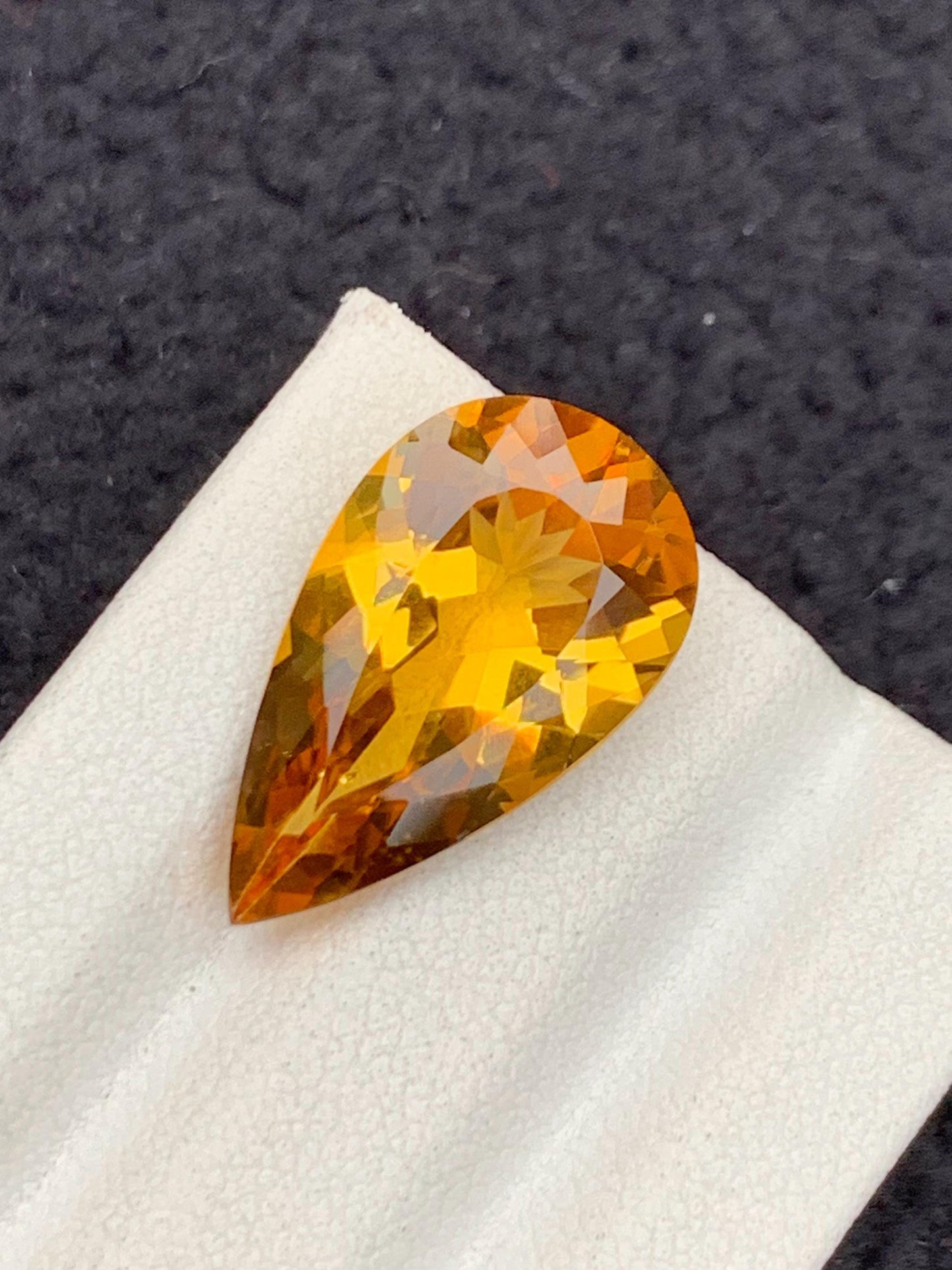 8.10 CTs Golden beryl tear drop shape