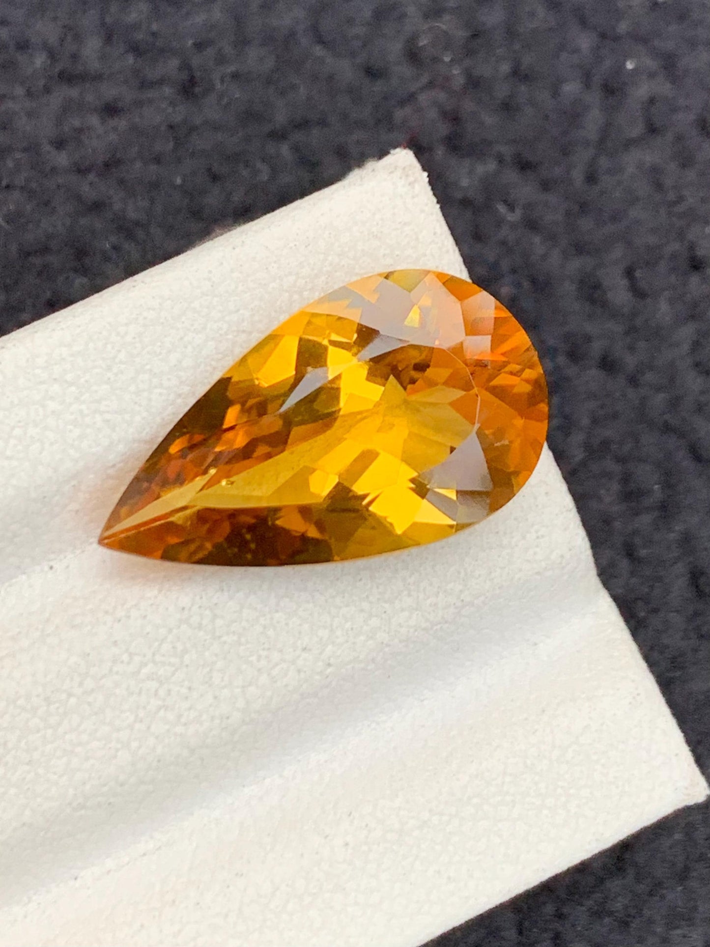 8.10 CTs Golden beryl tear drop shape