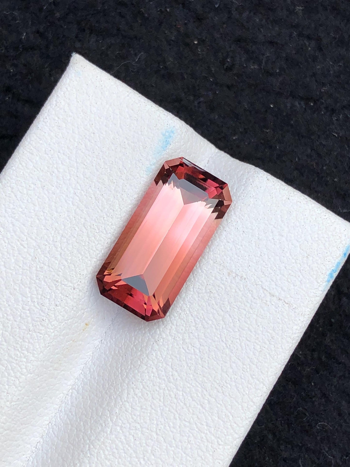 5.70 ct faceted bi colour tourmaline