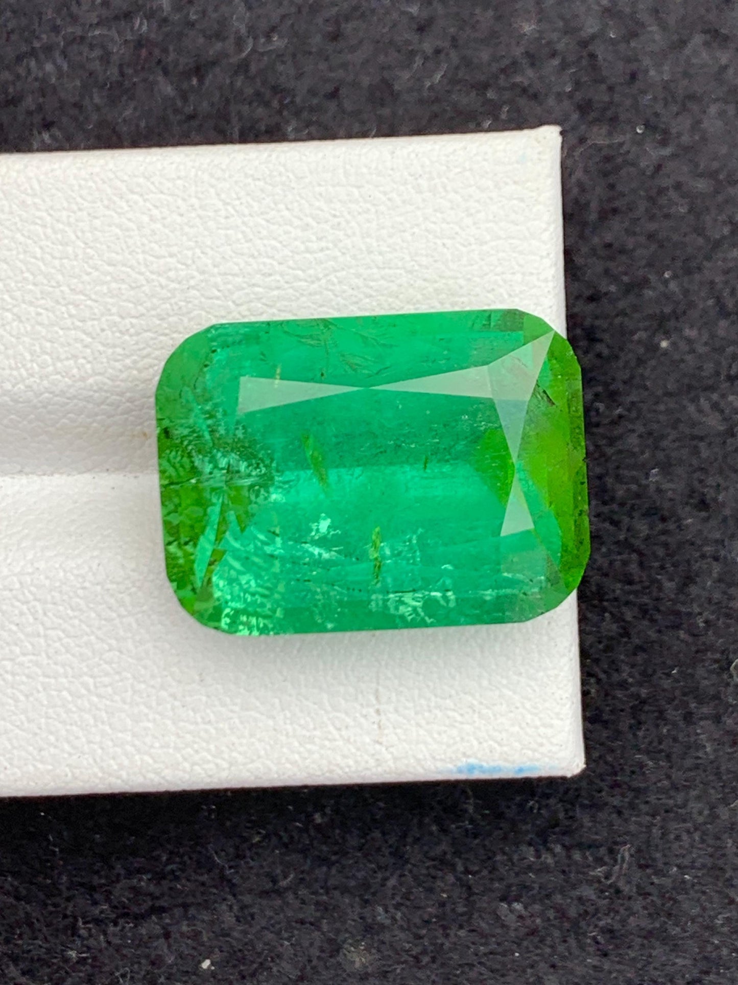 29.50 ct faceted mint green tourmaline 20.5*15*11.5mm