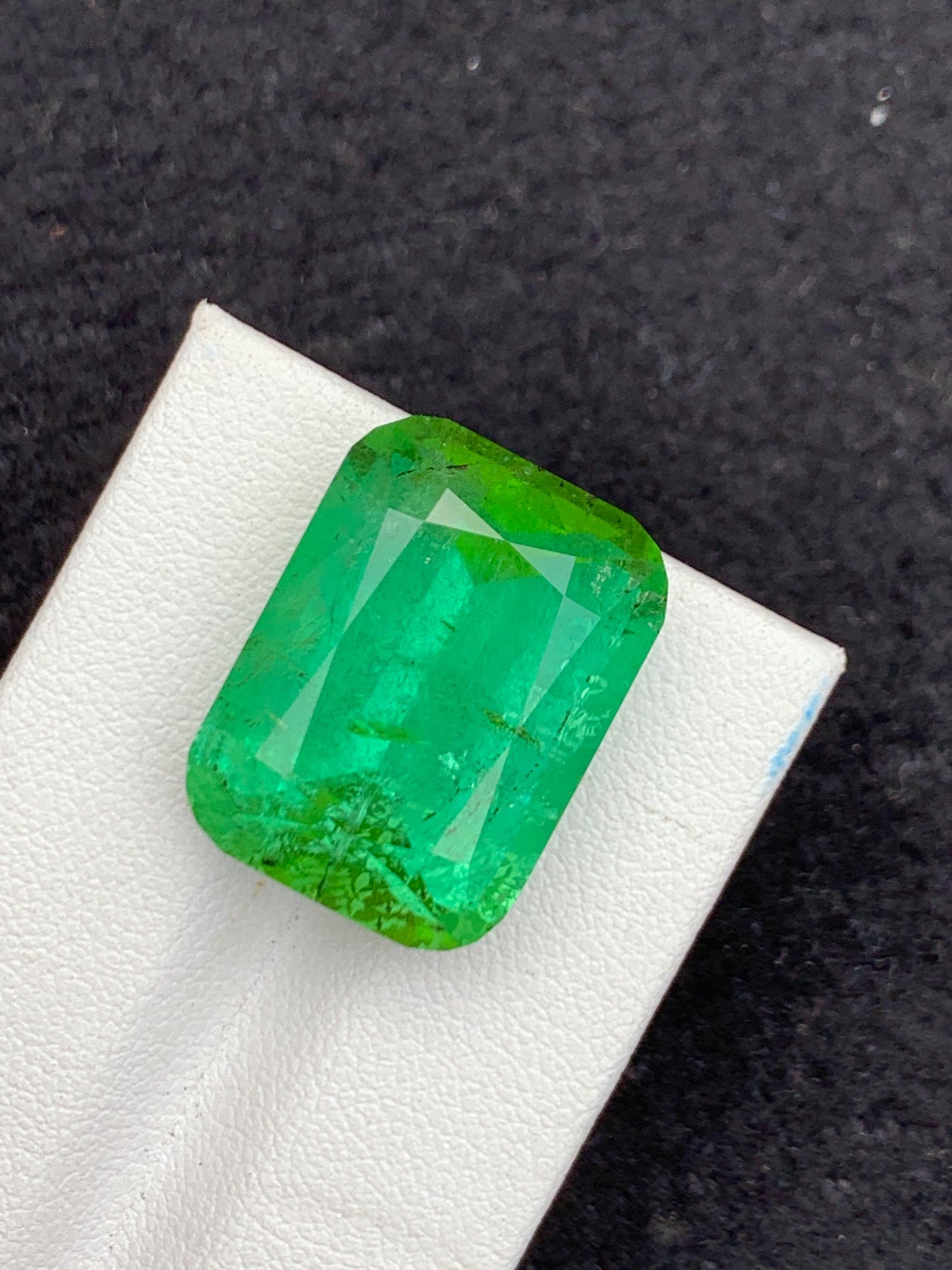 29.50 ct faceted mint green tourmaline 20.5*15*11.5mm