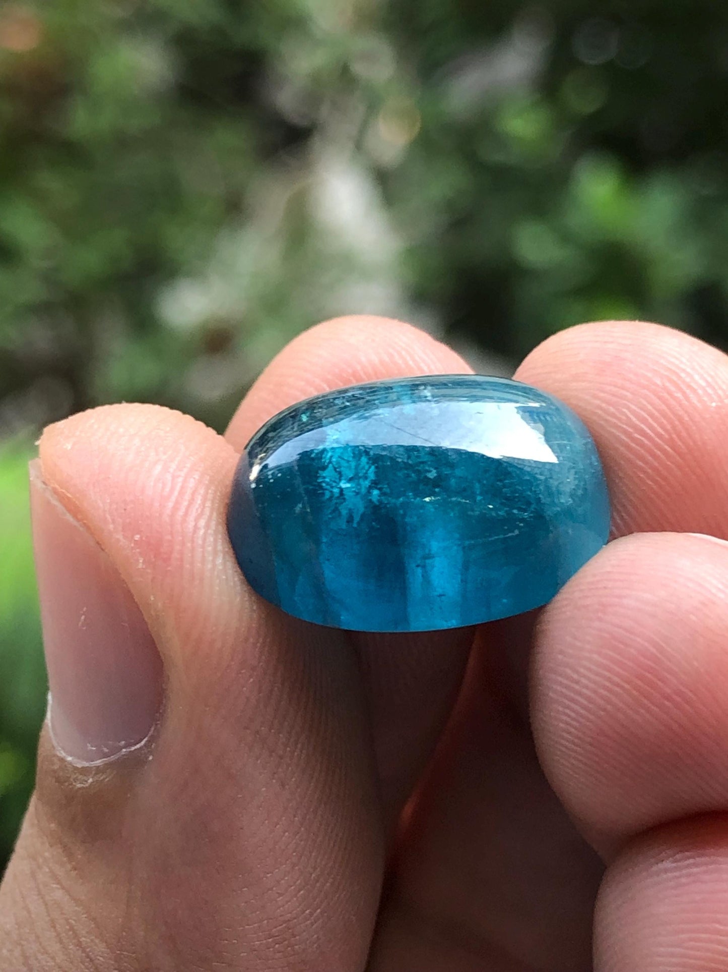 15.90 ct blue tourmaline cabochon 18*13*8mm