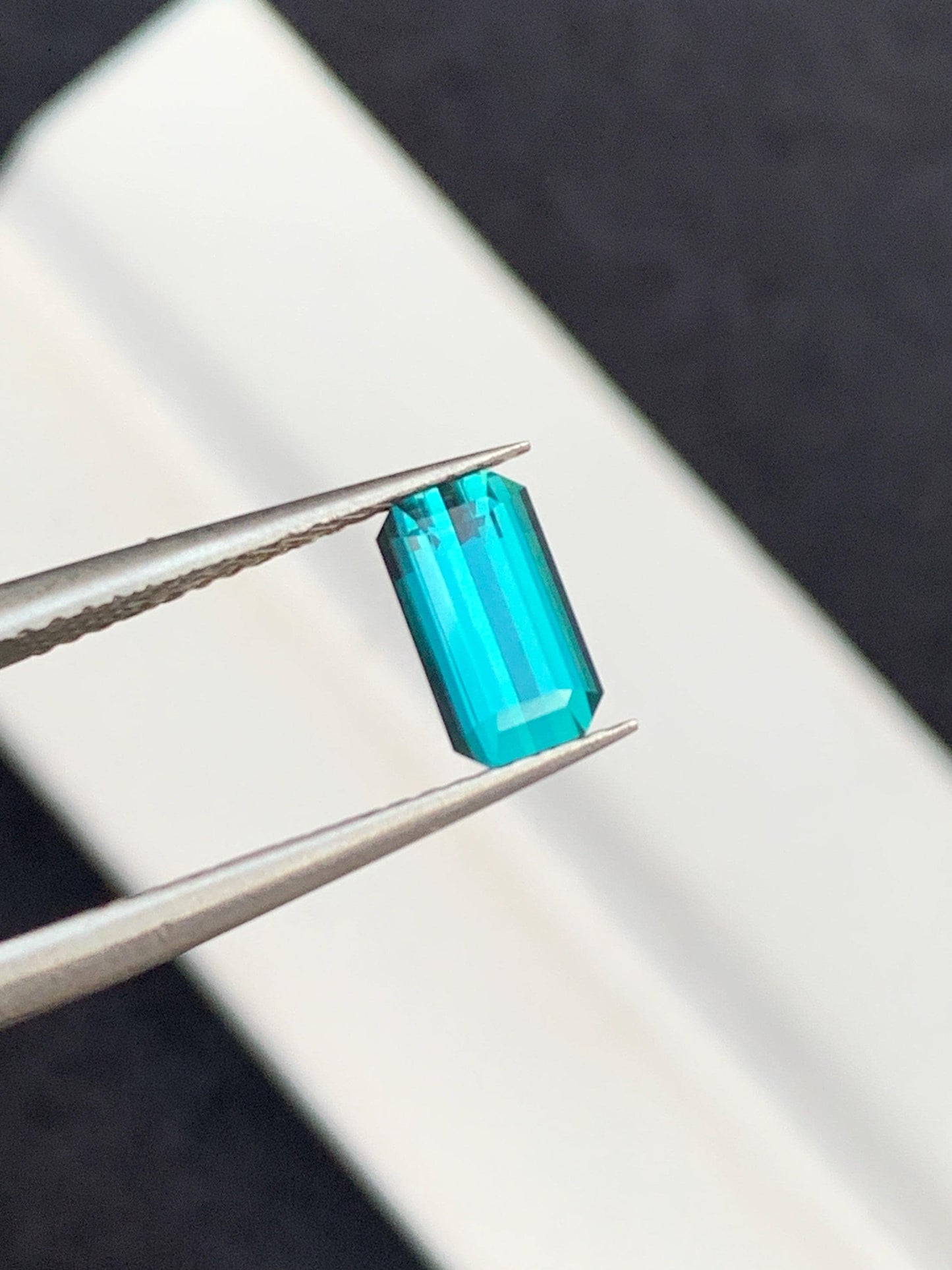 1 ct faceted neon blue tourmaline 8*4*3.5mm