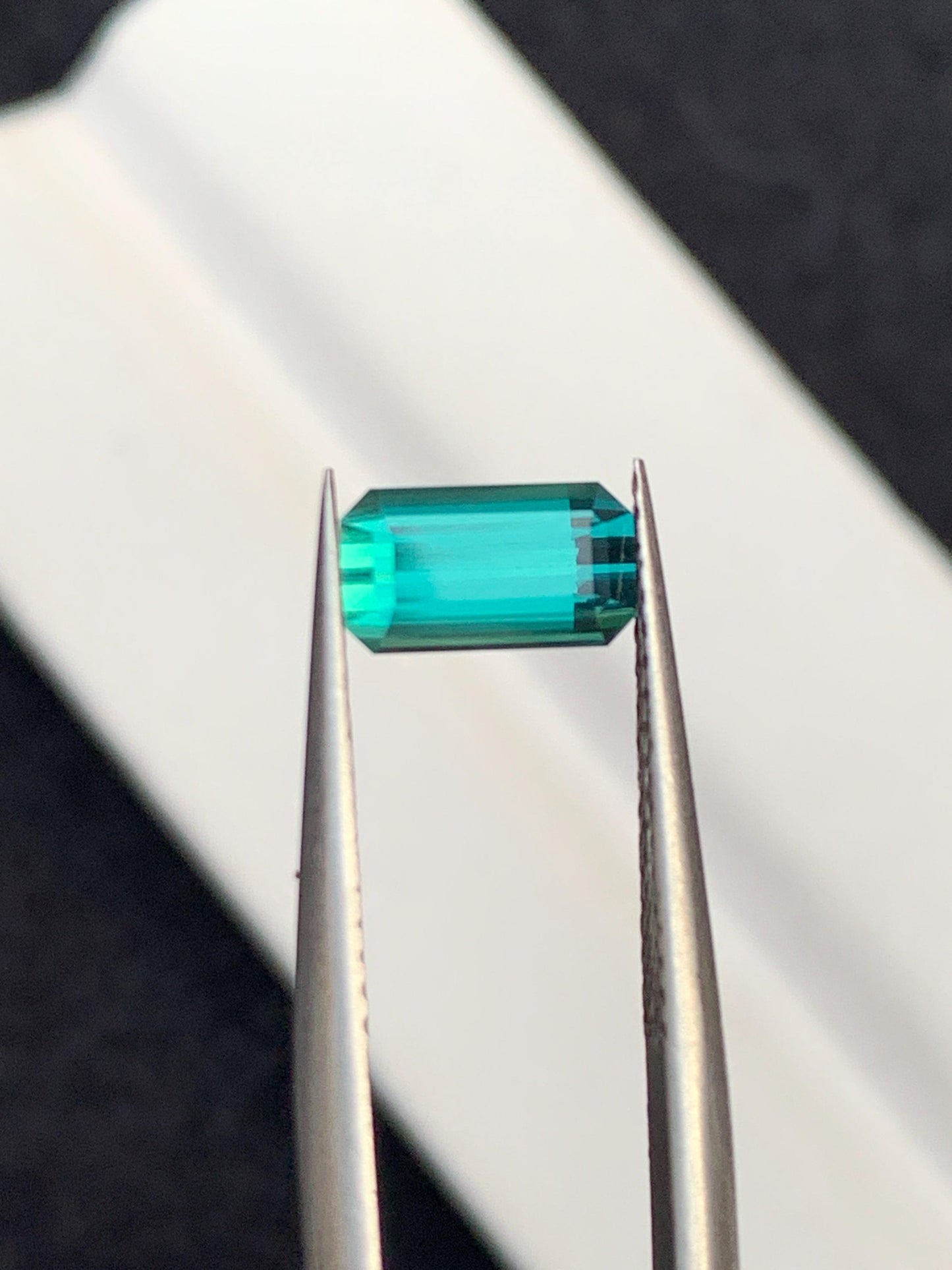 1 ct faceted neon blue tourmaline 8*4*3.5mm