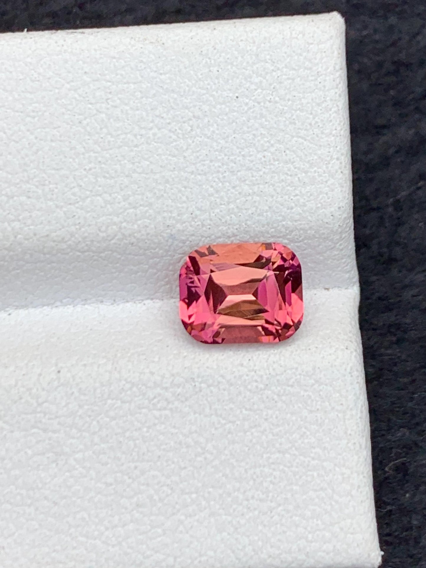 1.50 ct faceted sweet pink tourmaline dimension:7*6*5mm