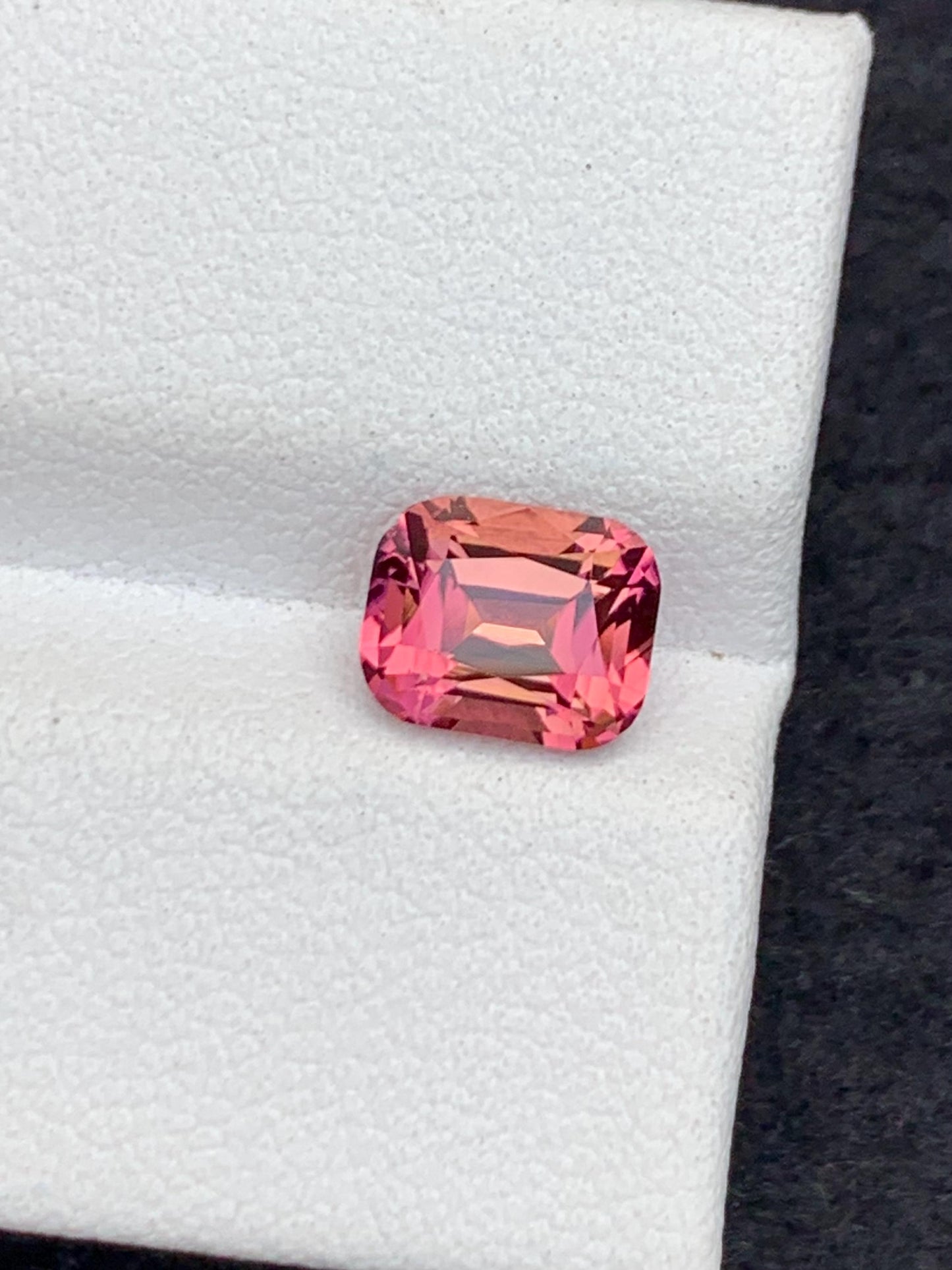 1.50 ct faceted sweet pink tourmaline dimension:7*6*5mm